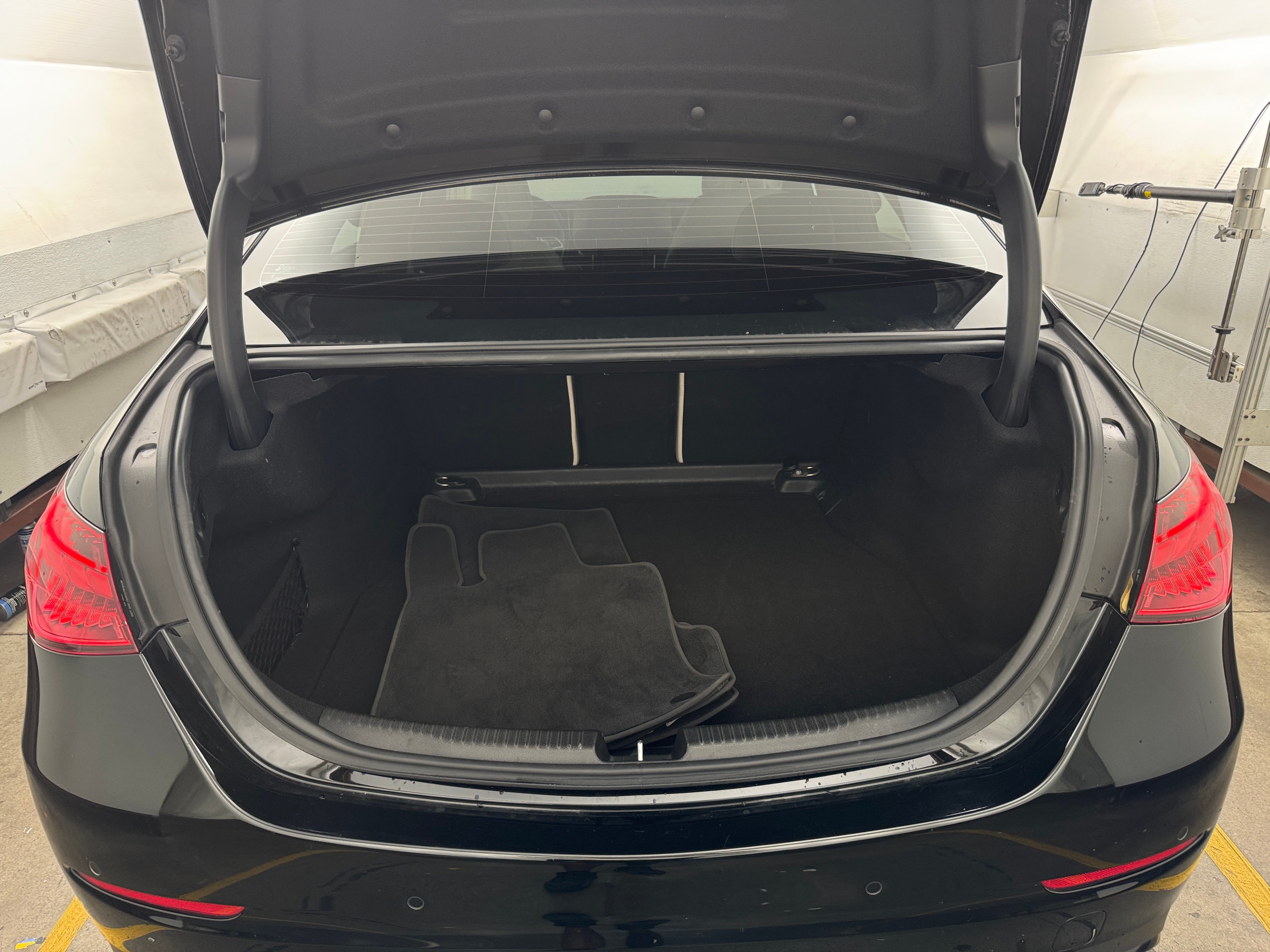 Thumbnail: 2022 Mercedes-Benz C-Class - 6