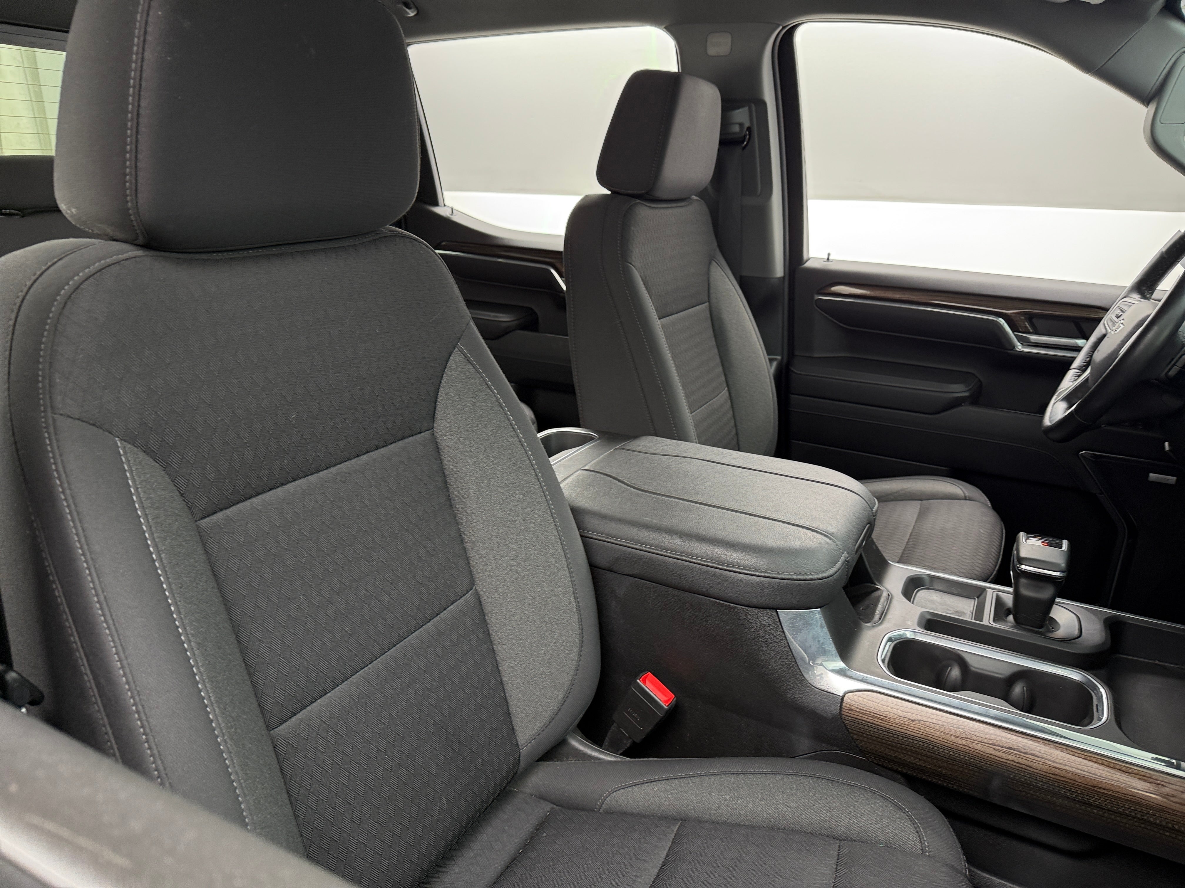 2023 Chevrolet Silverado 1500 RST 2