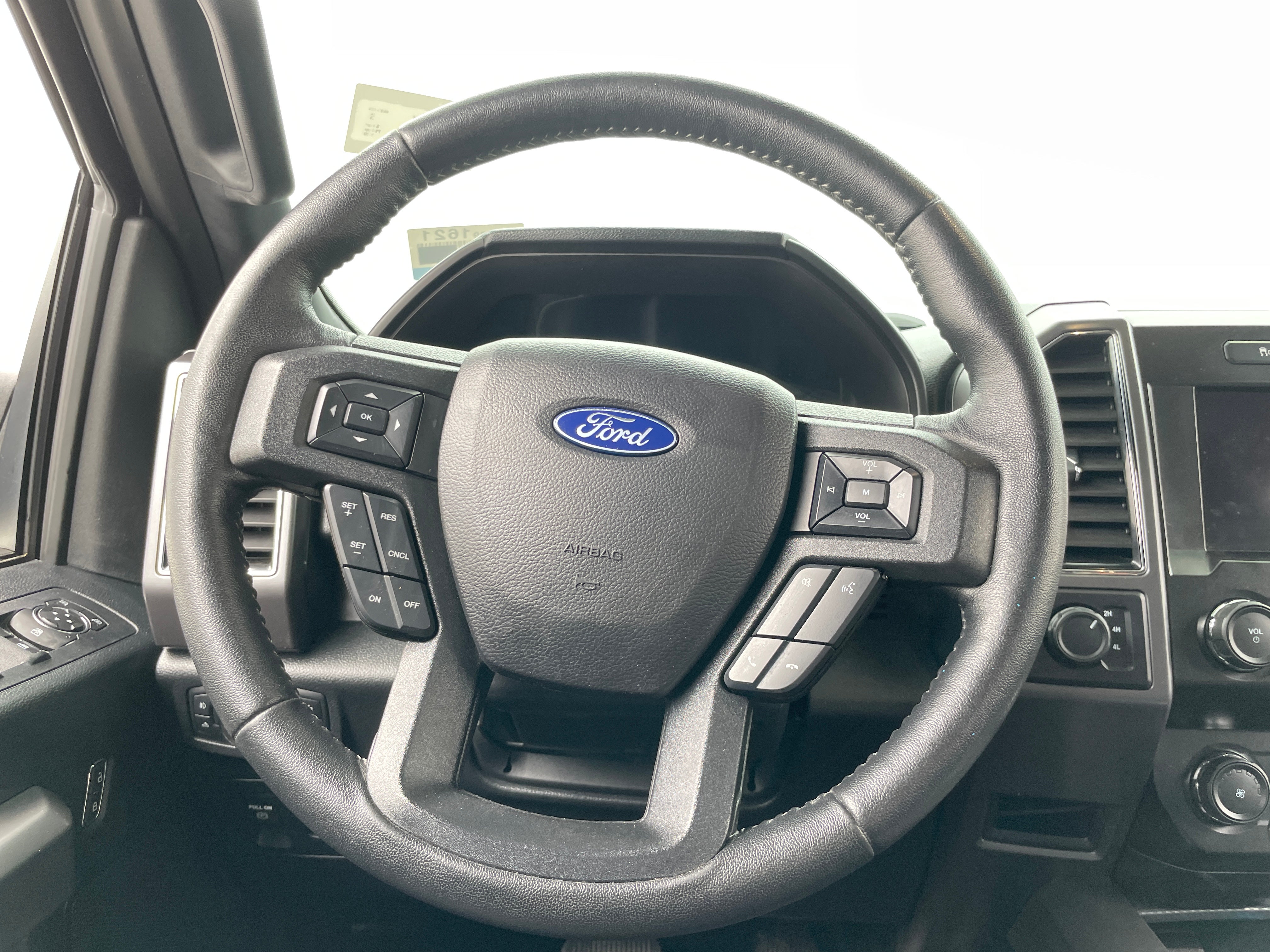 2020 Ford Econoline E-150 5