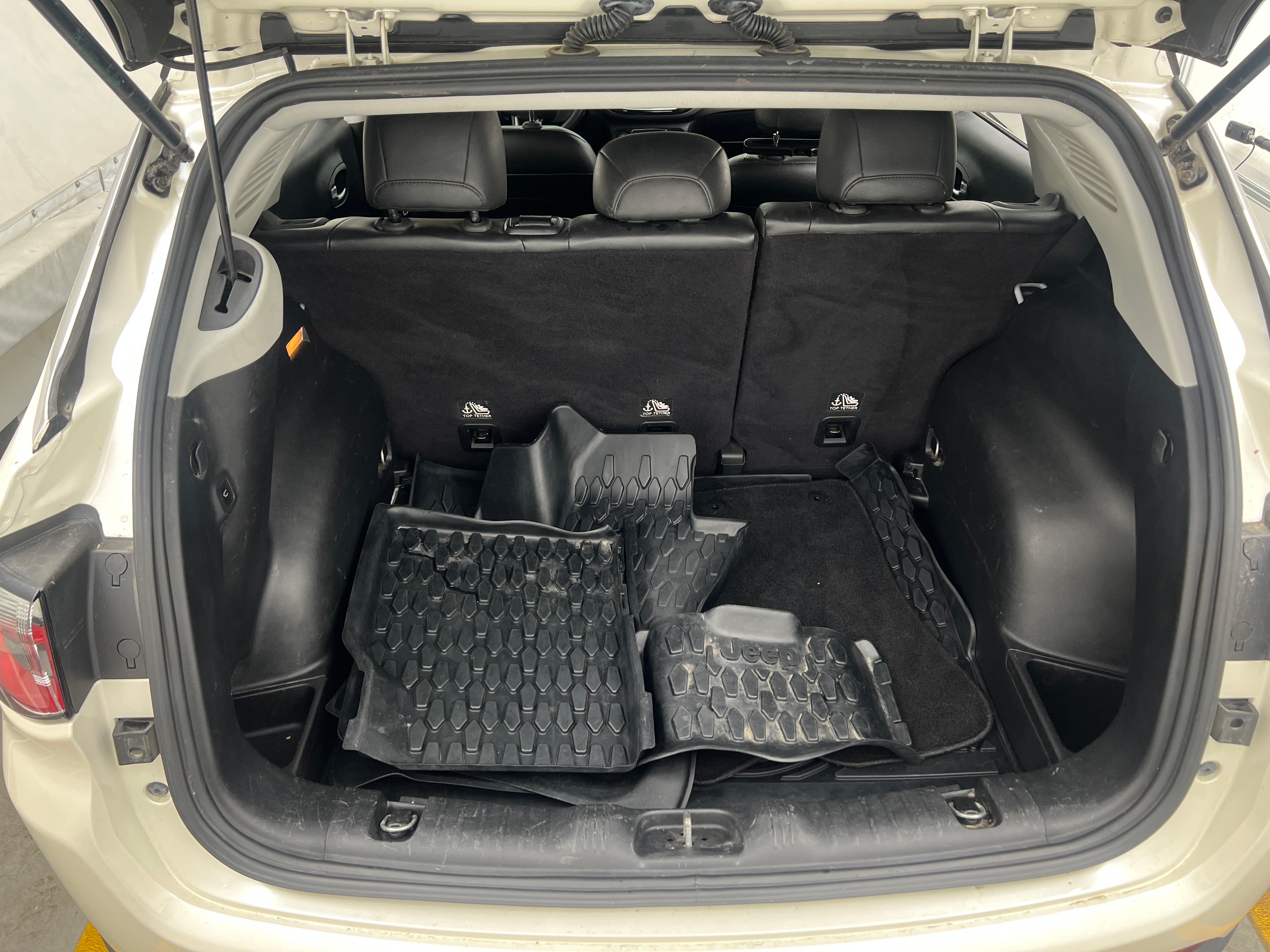 2018 Jeep Compass Limited 6
