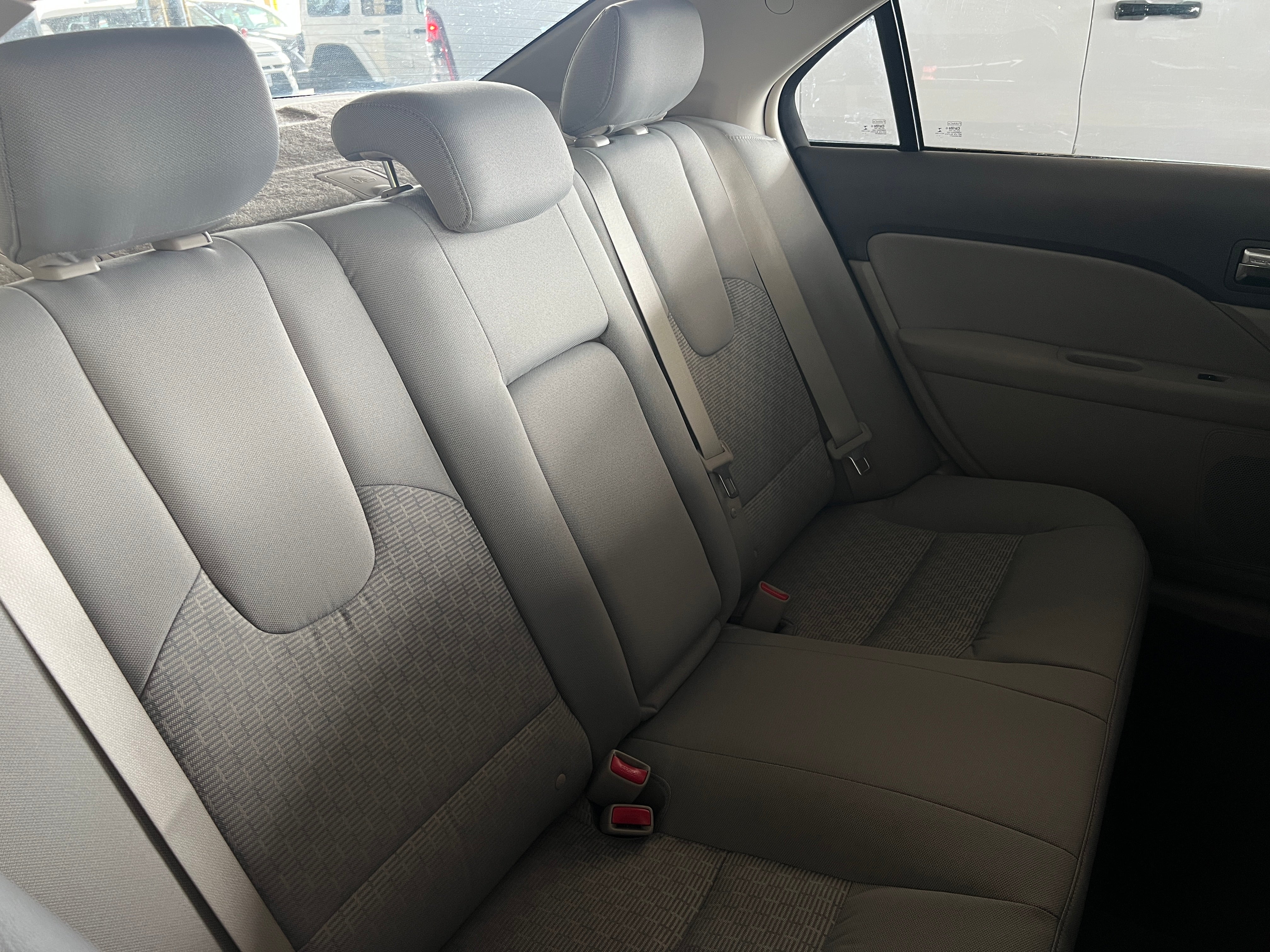 2012 Ford Fusion SE 6