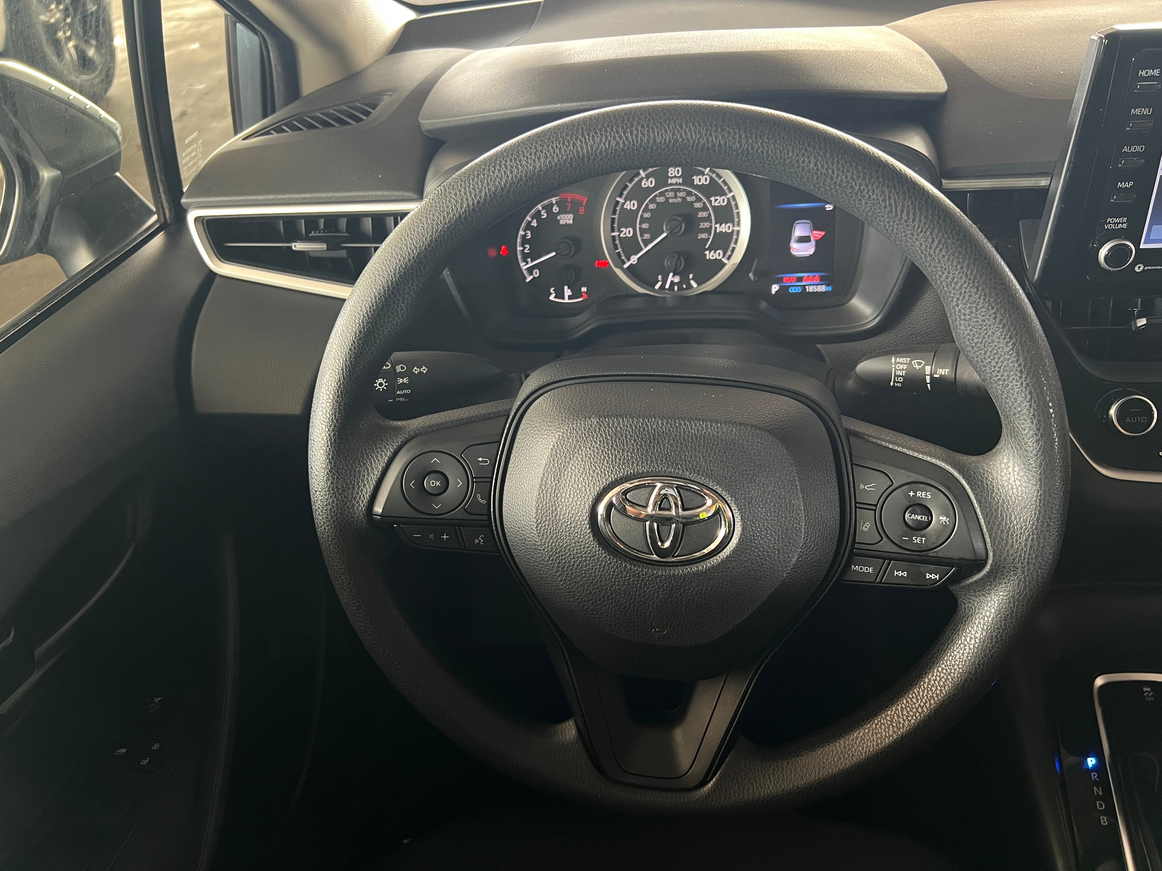 2022 Toyota Corolla LE 5