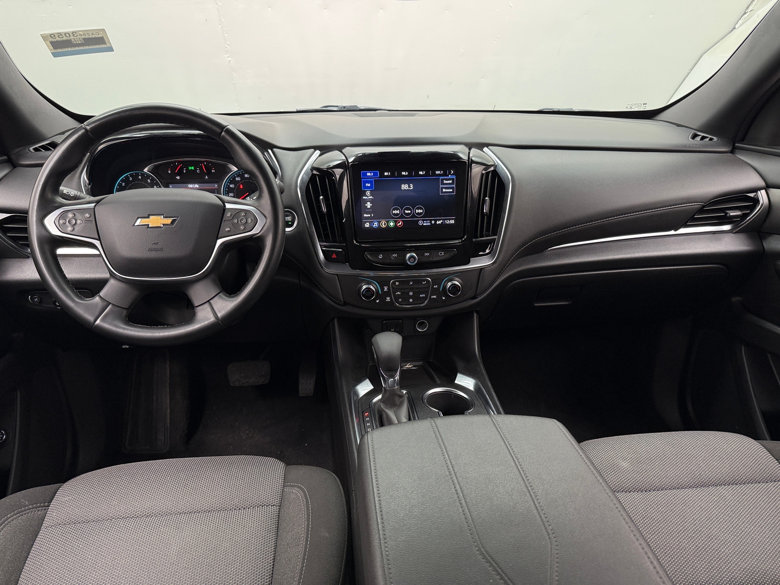 Thumbnail: 2023 Chevrolet Traverse - 3