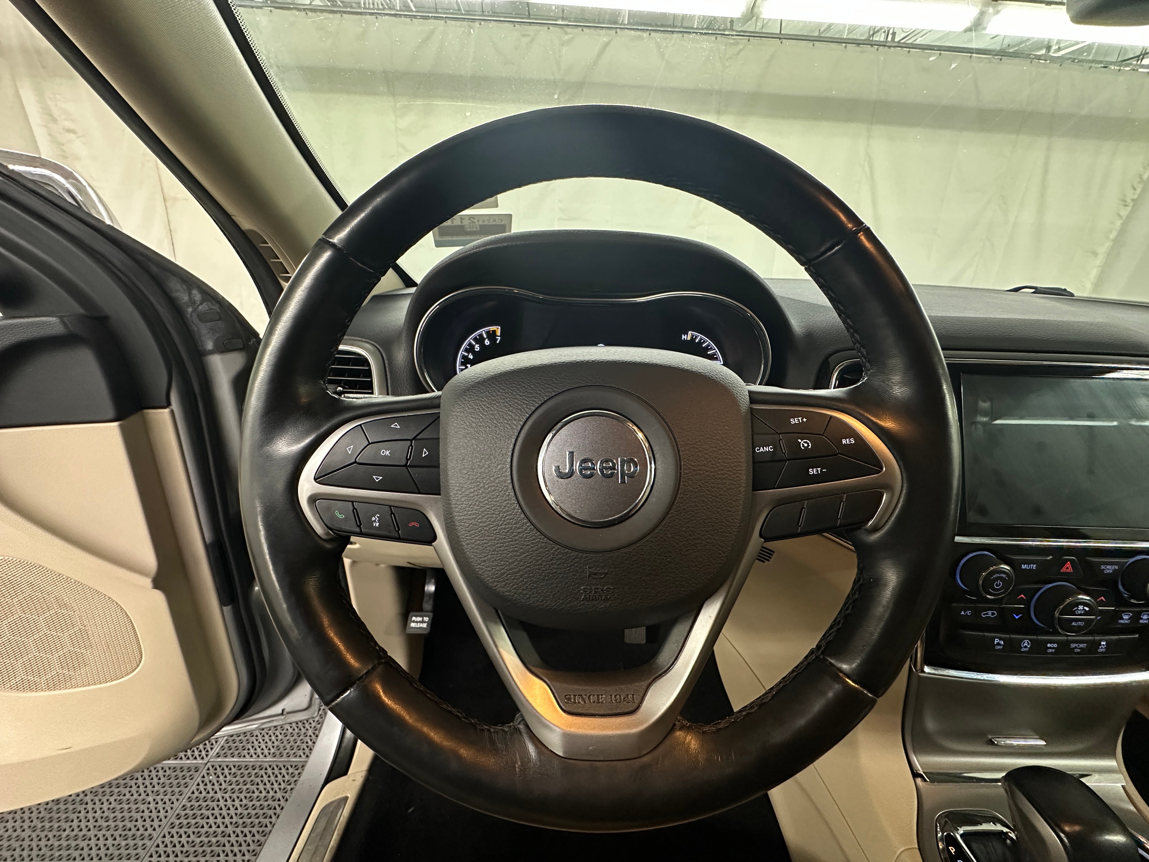 2021 Jeep Grand Cherokee Limited Edition 4