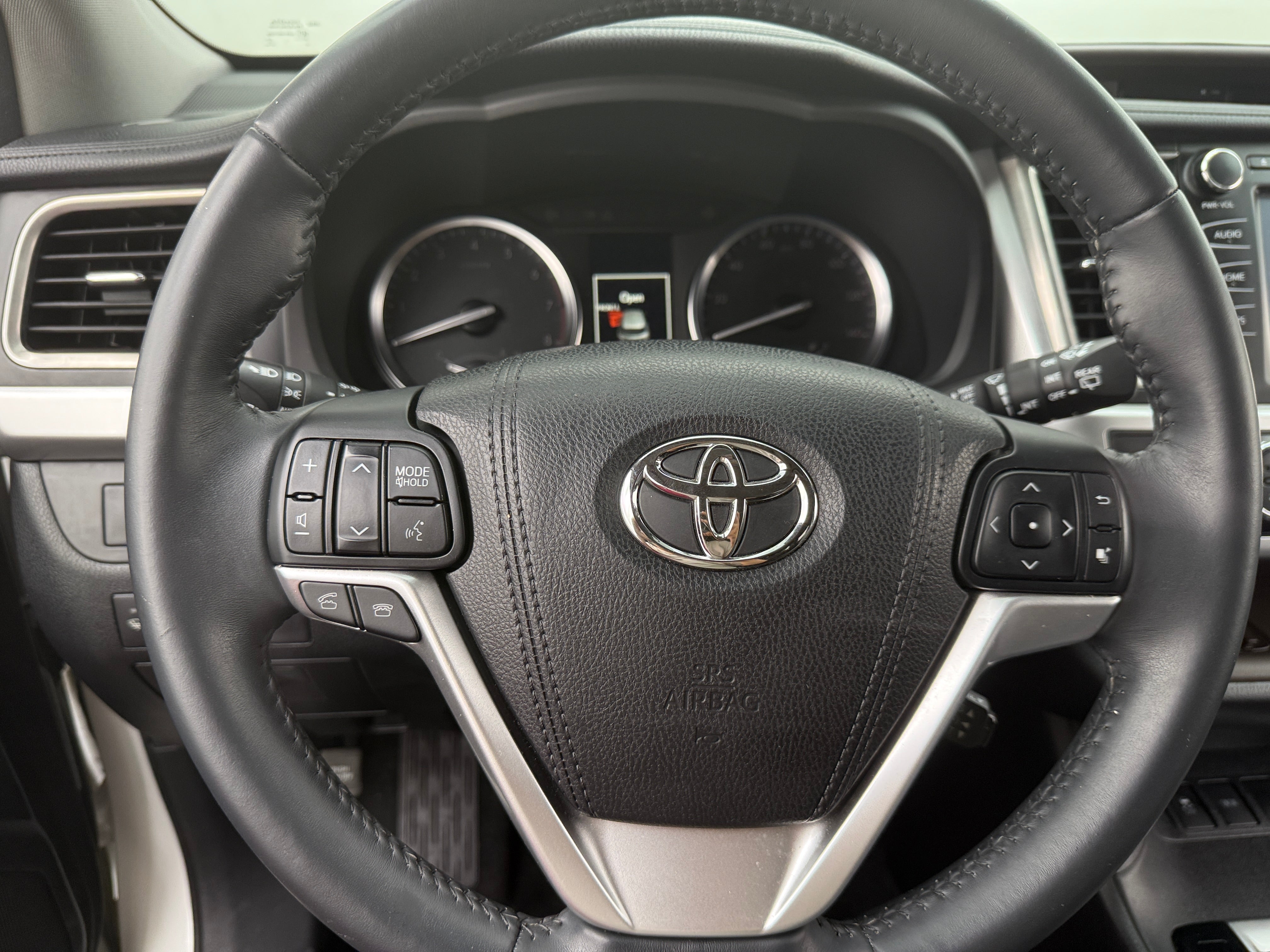 2016 Toyota Highlander XLE 4