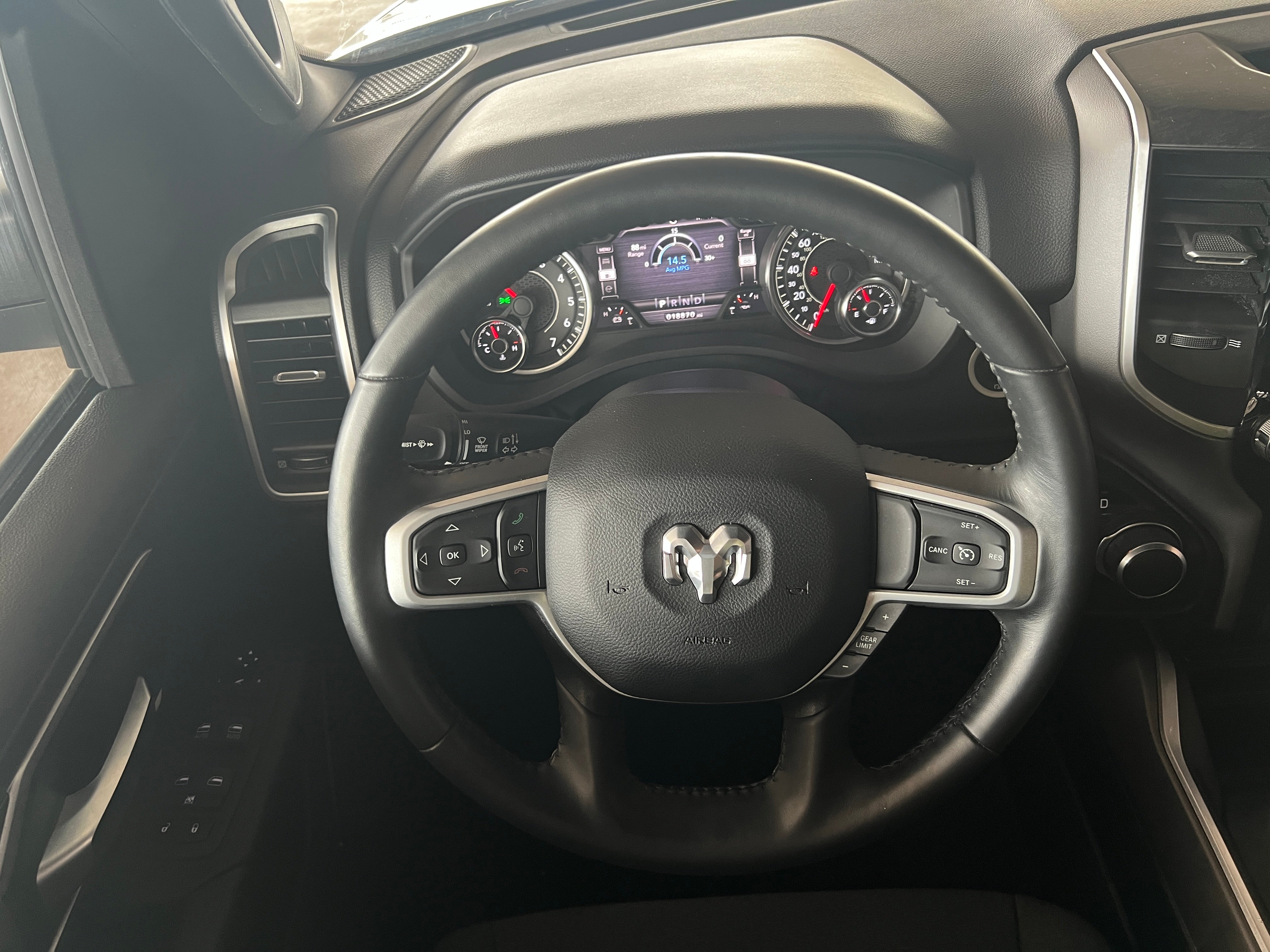 2023 RAM 1500 Big Horn 5