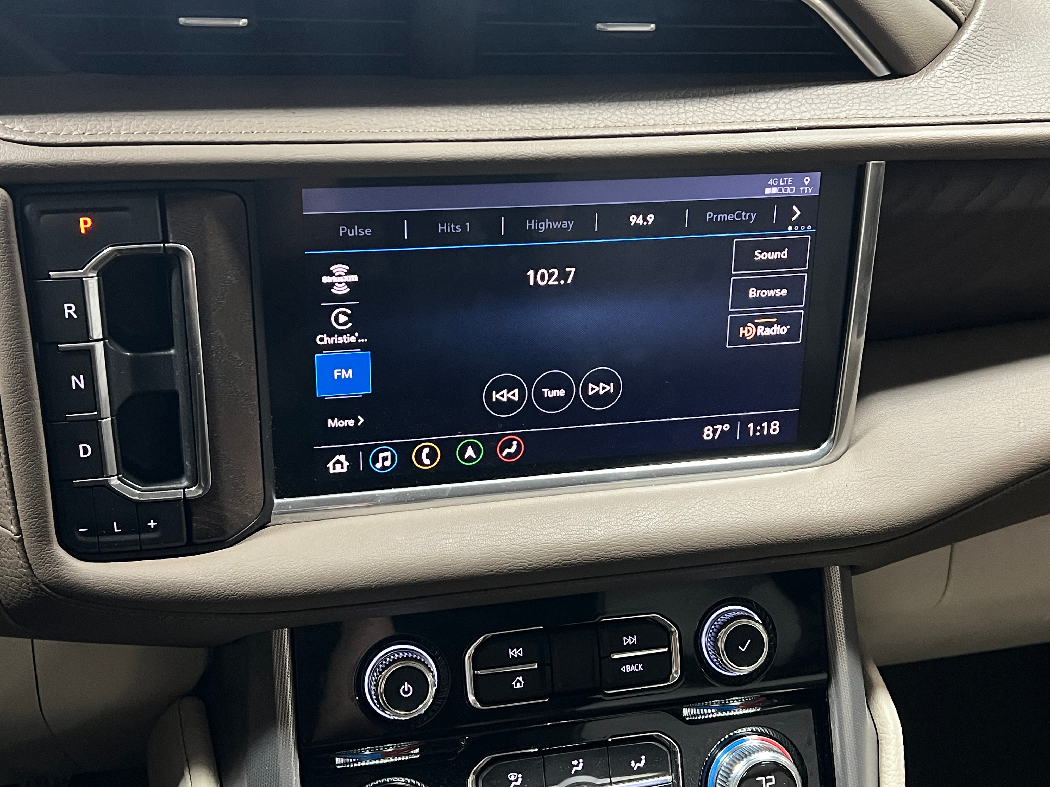 2021 GMC Yukon Denali 3
