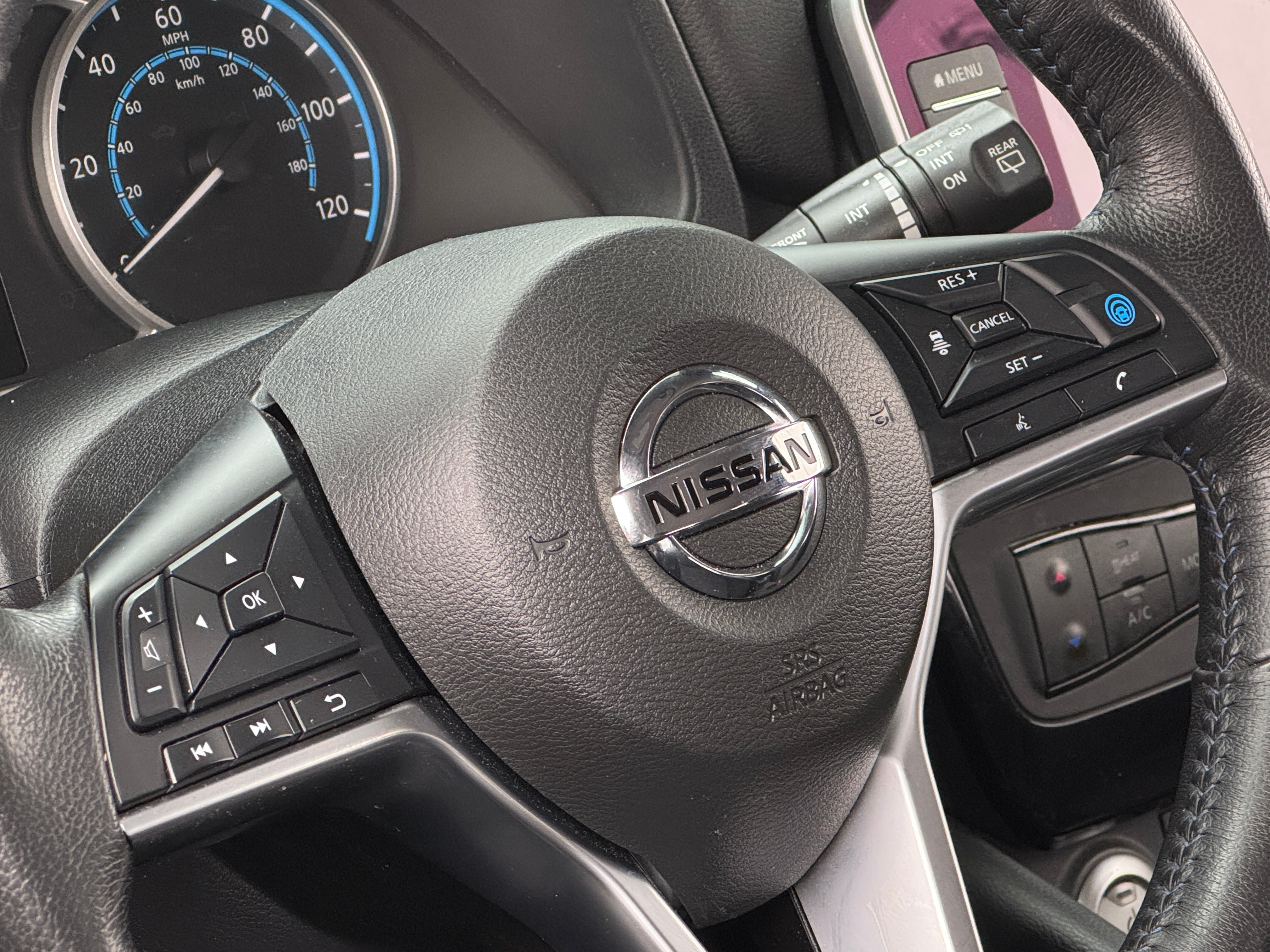 2020 Nissan Leaf SV 5