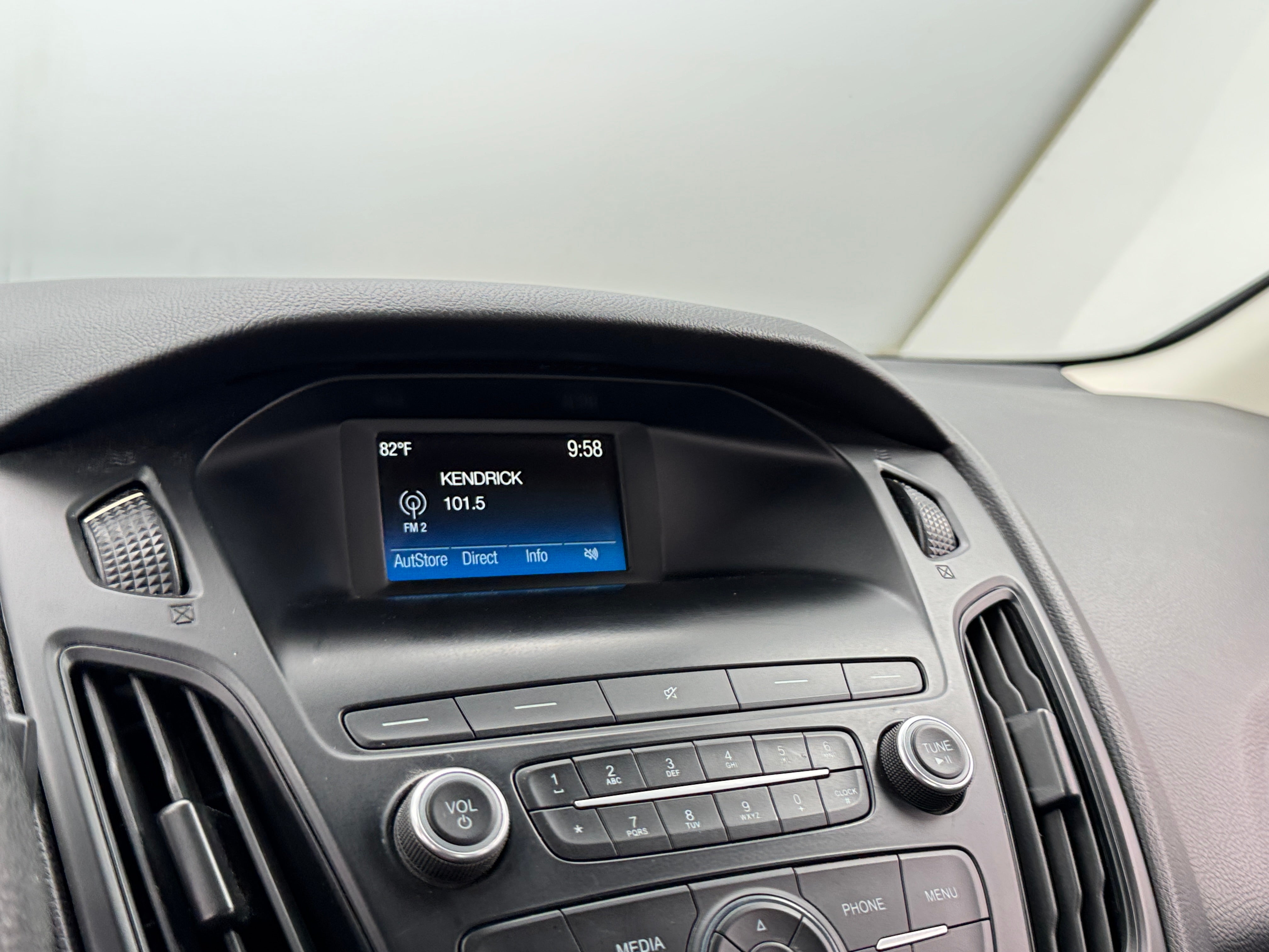2018 Ford Focus SE 4