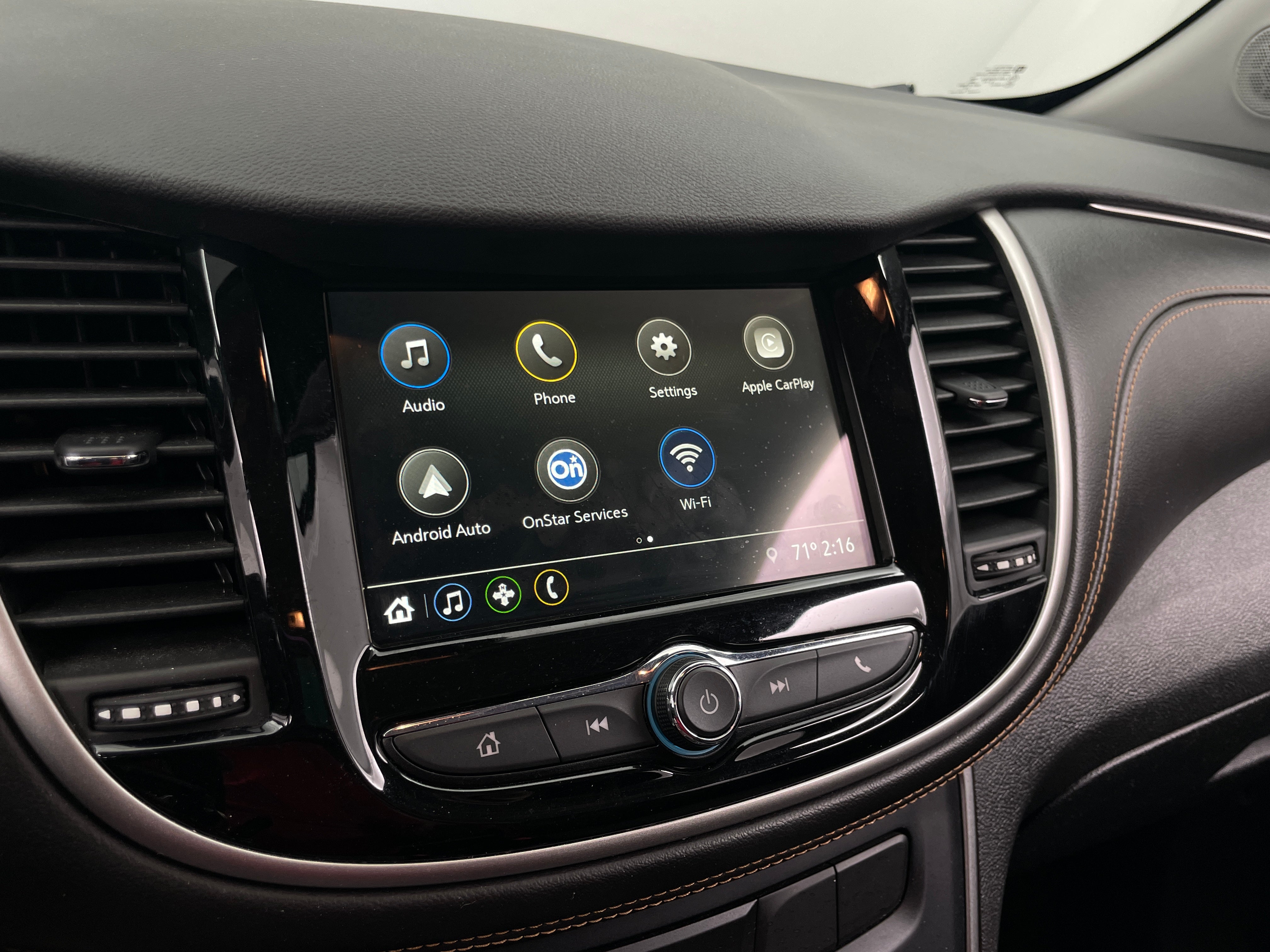 2019 Chevrolet Trax LS 4
