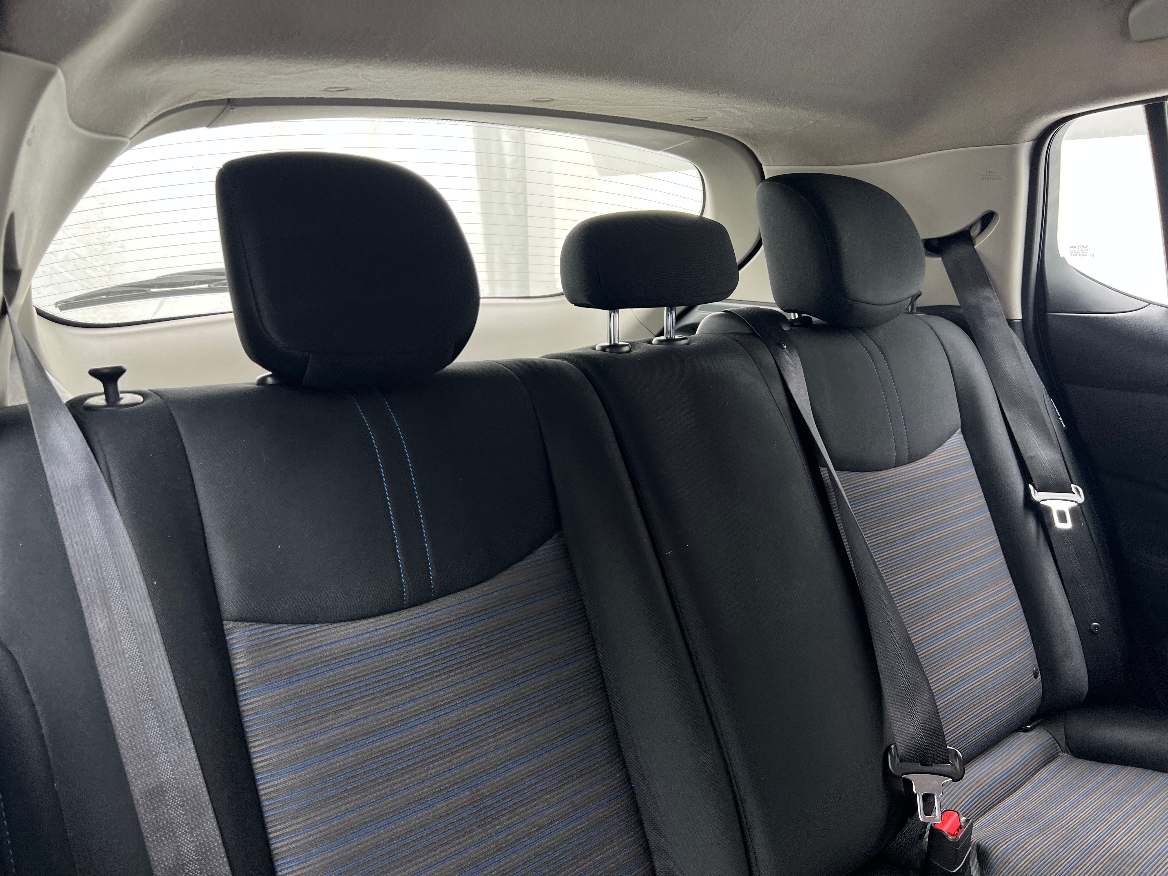 2022 Nissan Leaf S 6