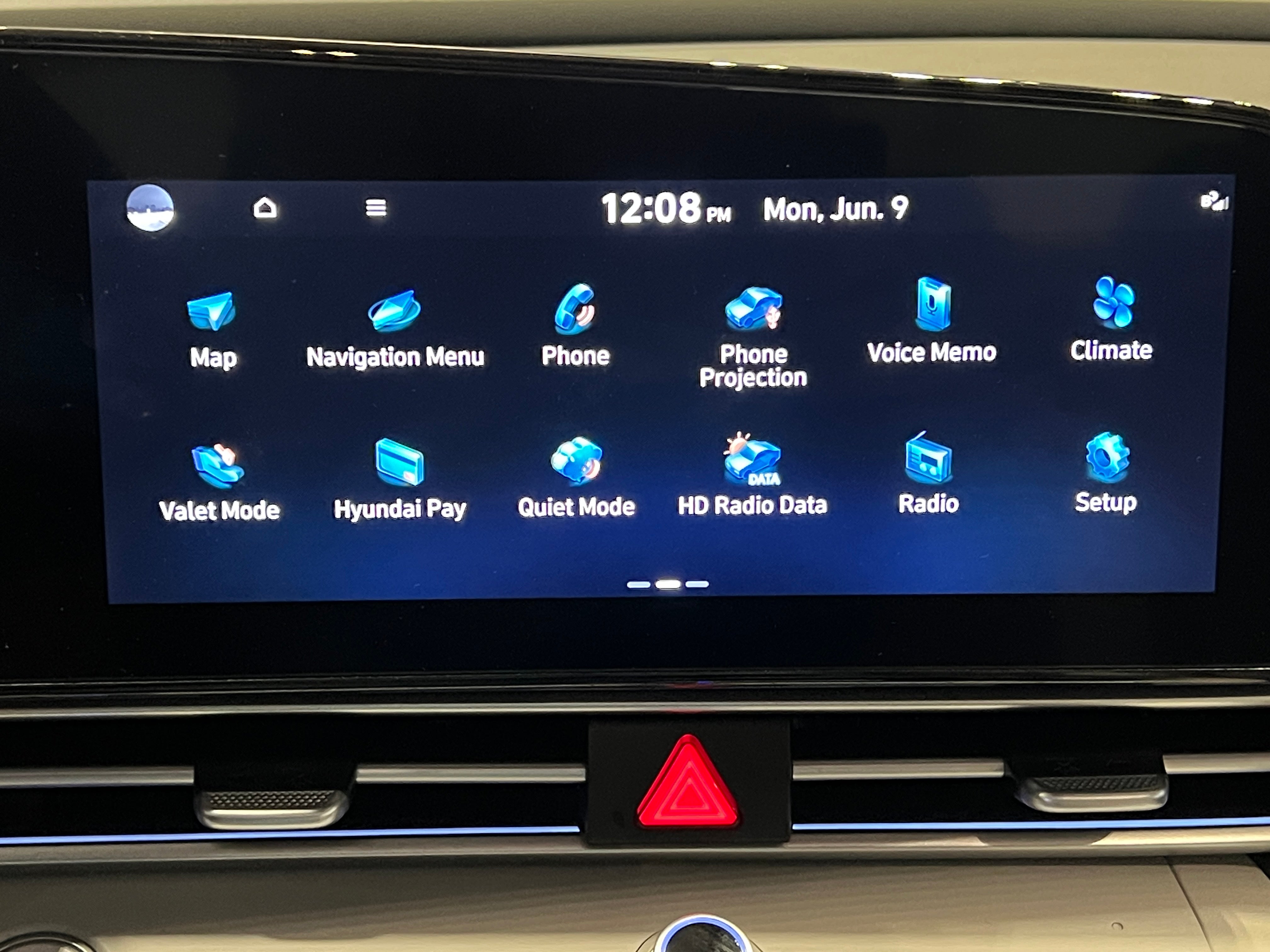 2024 Hyundai Elantra Limited Edition 3