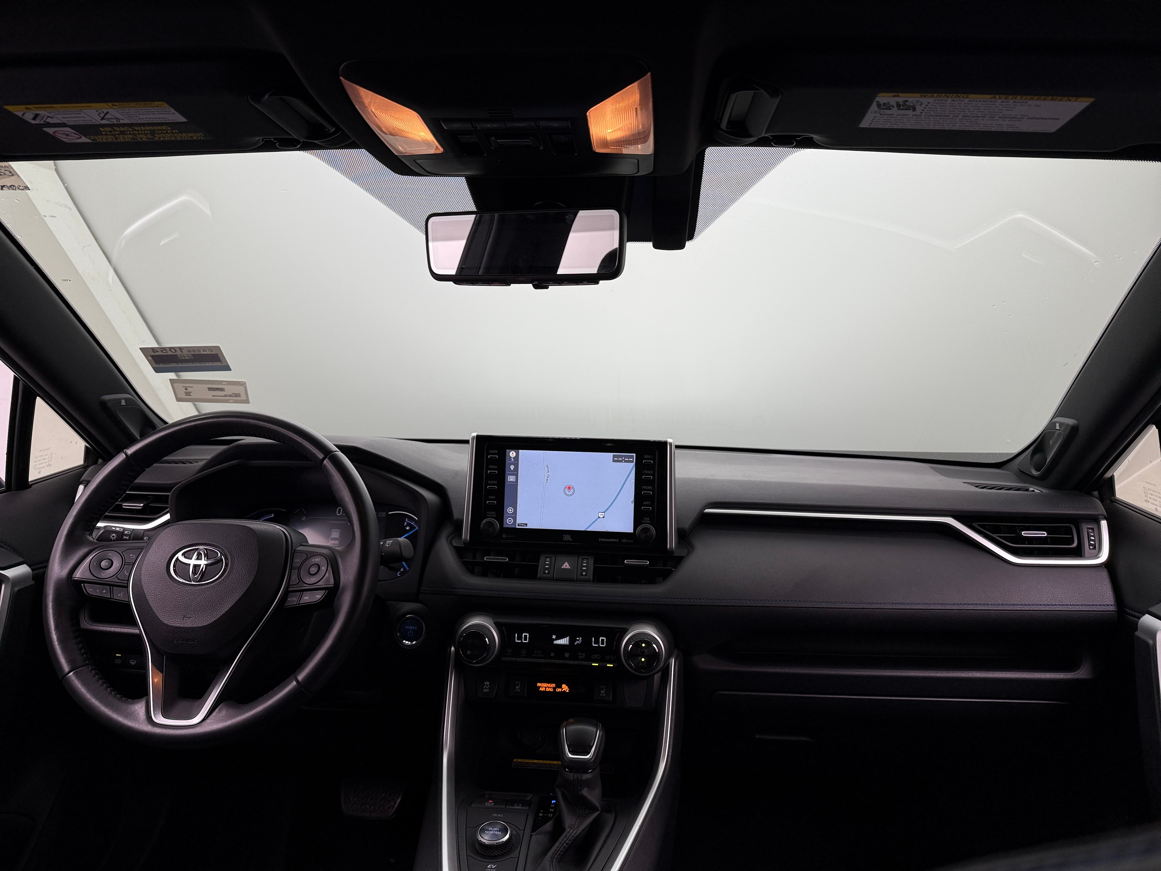 2019 Toyota RAV4 XSE 2
