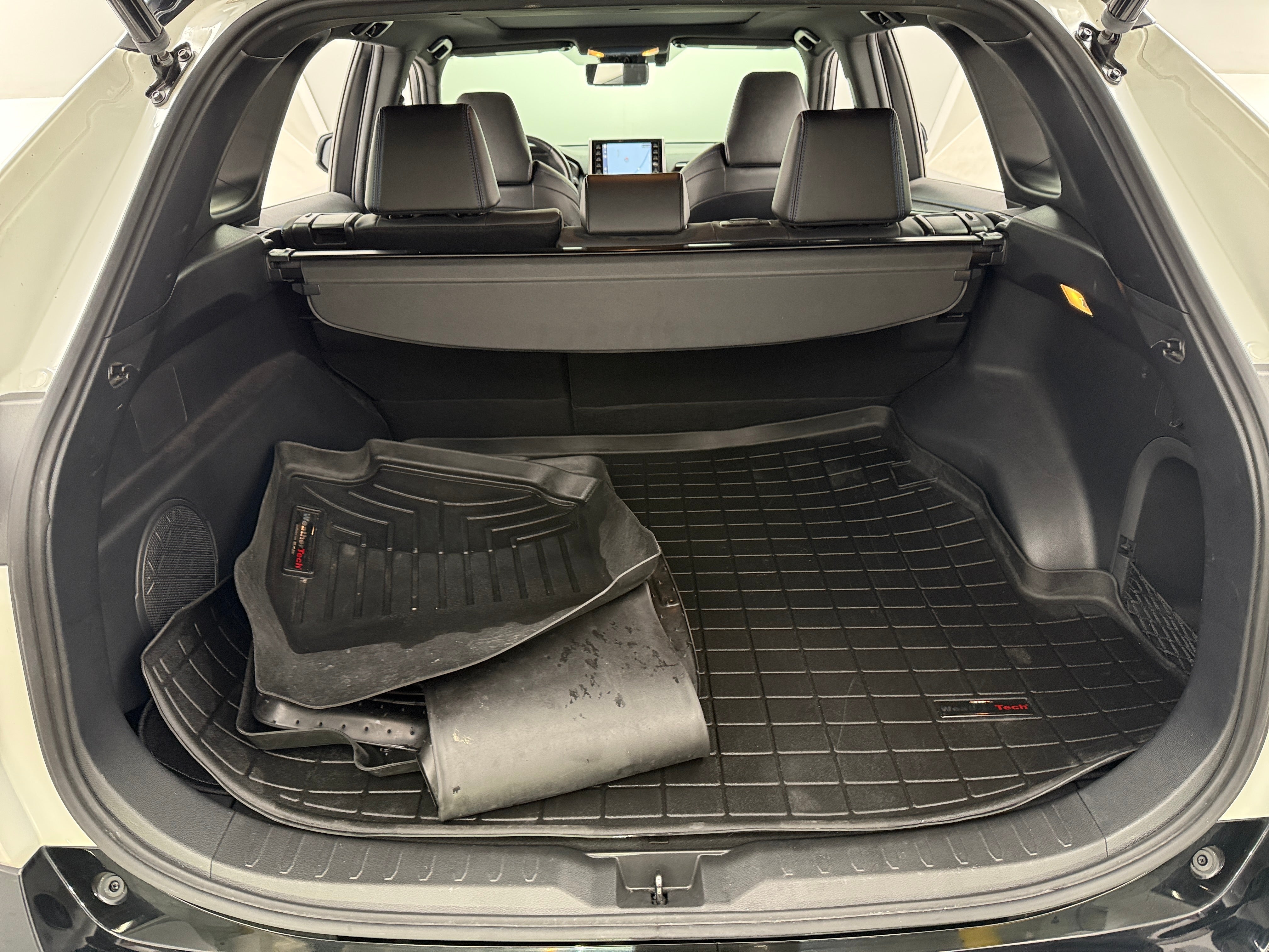 2019 Toyota RAV4 XSE 6