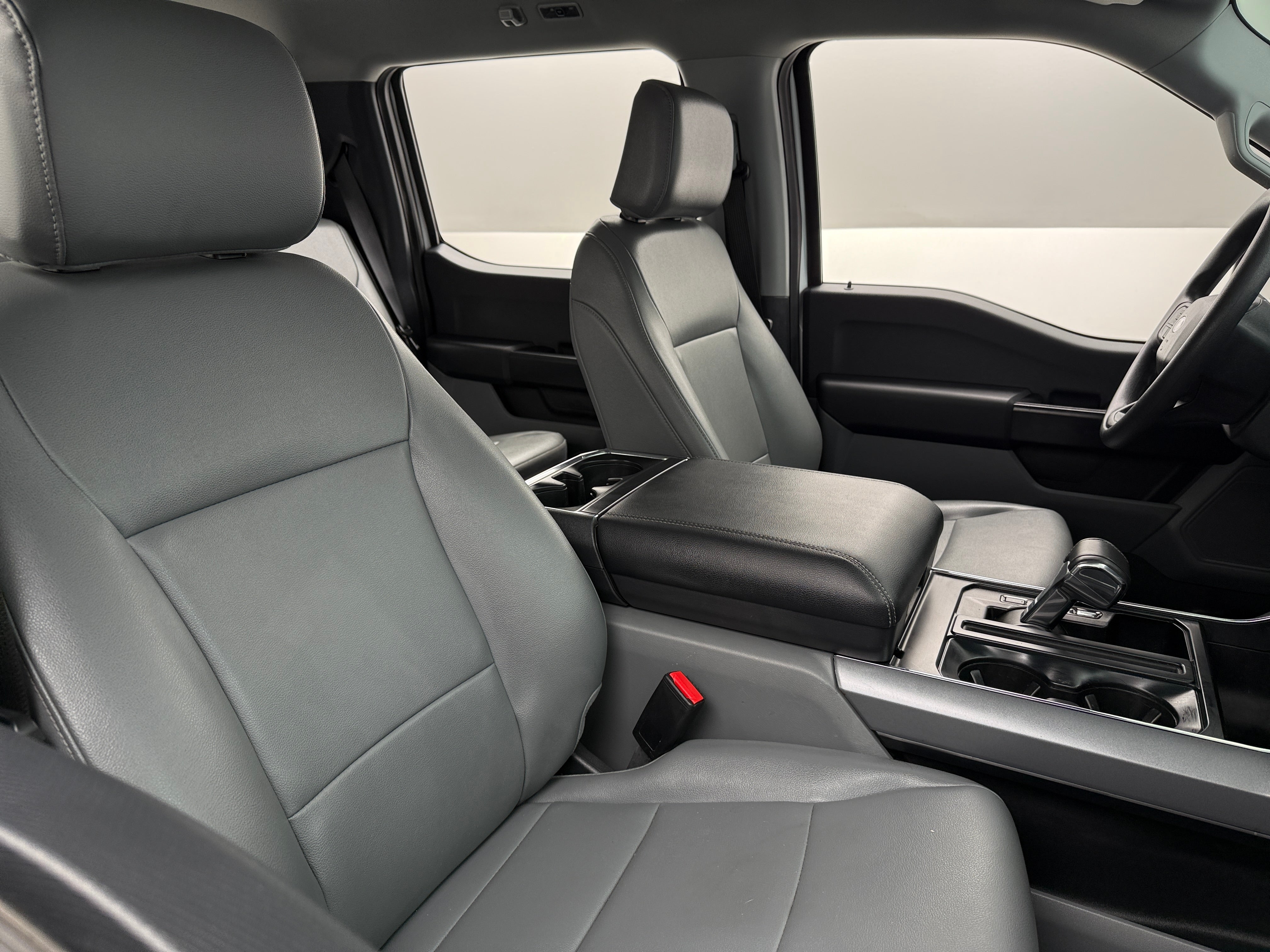 2022 Ford F-150 Lightning Pro 2