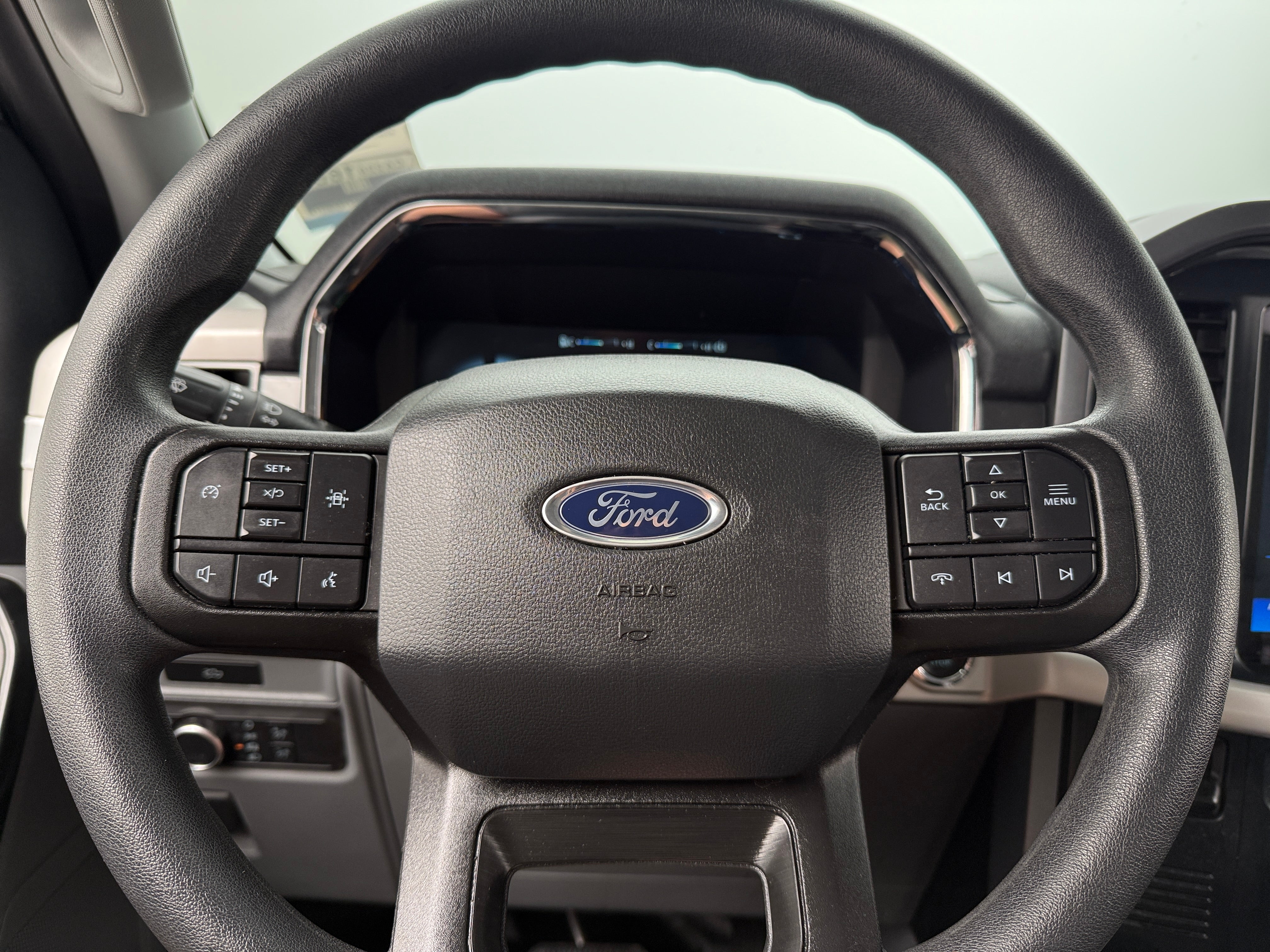 2022 Ford F-150 Lightning Pro 5