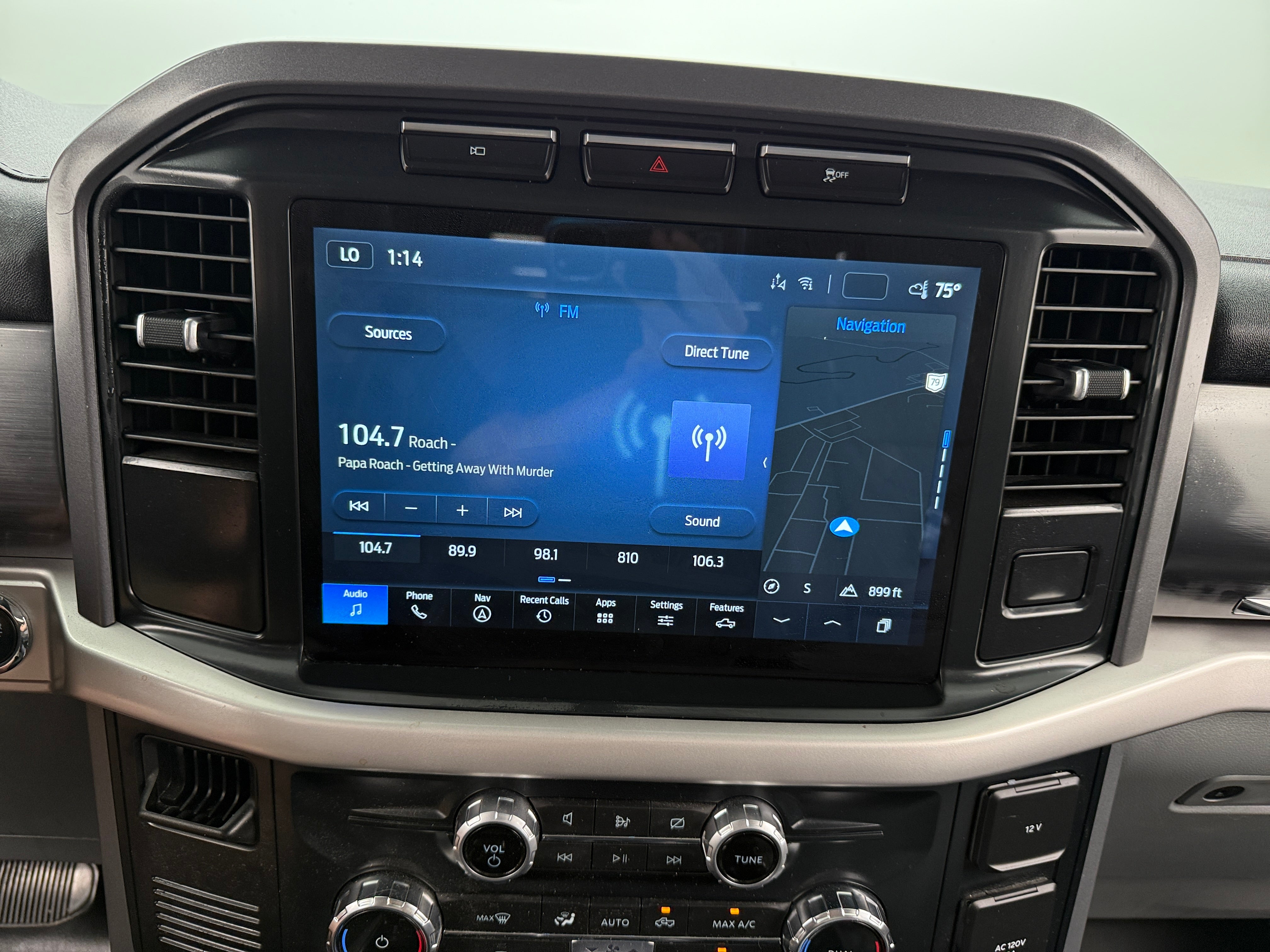 2022 Ford F-150 Lightning Pro 4