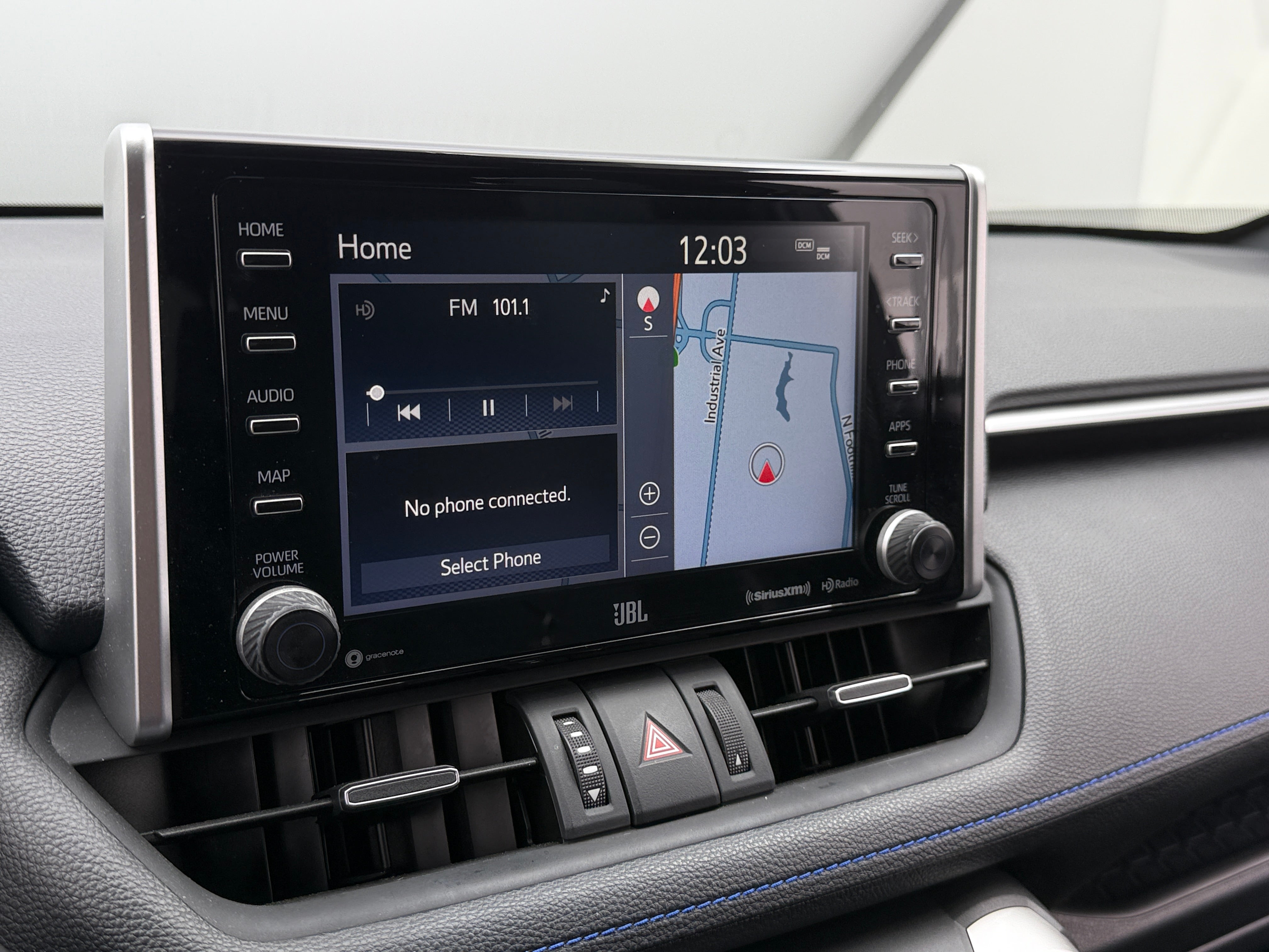 2020 Toyota RAV4 XSE 3