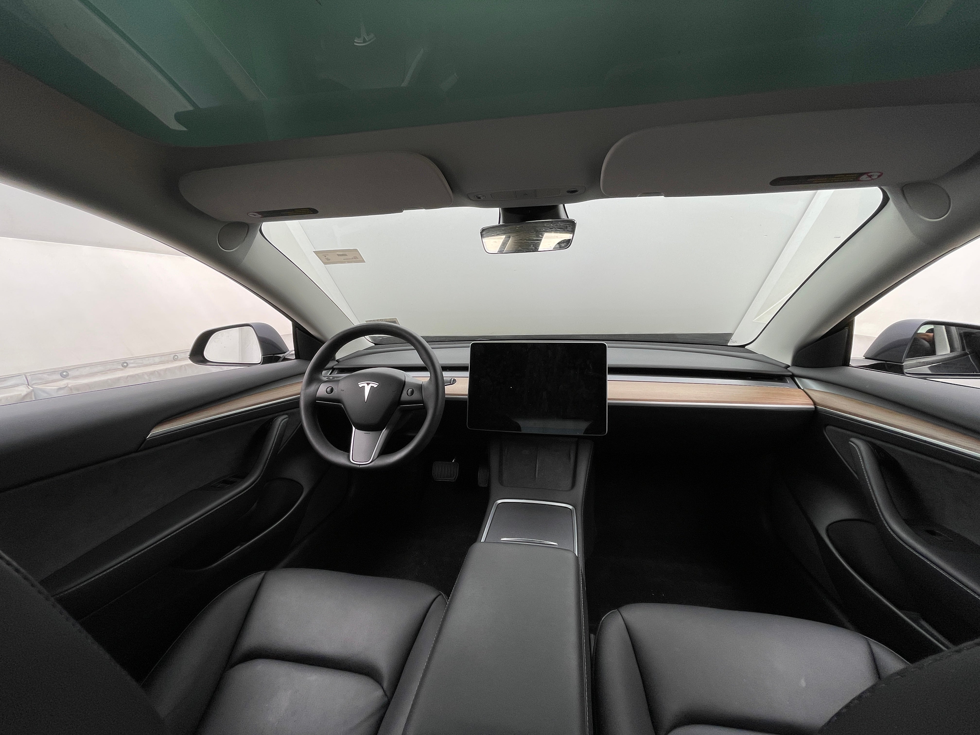 2022 Tesla Model 3 Standard Range 2