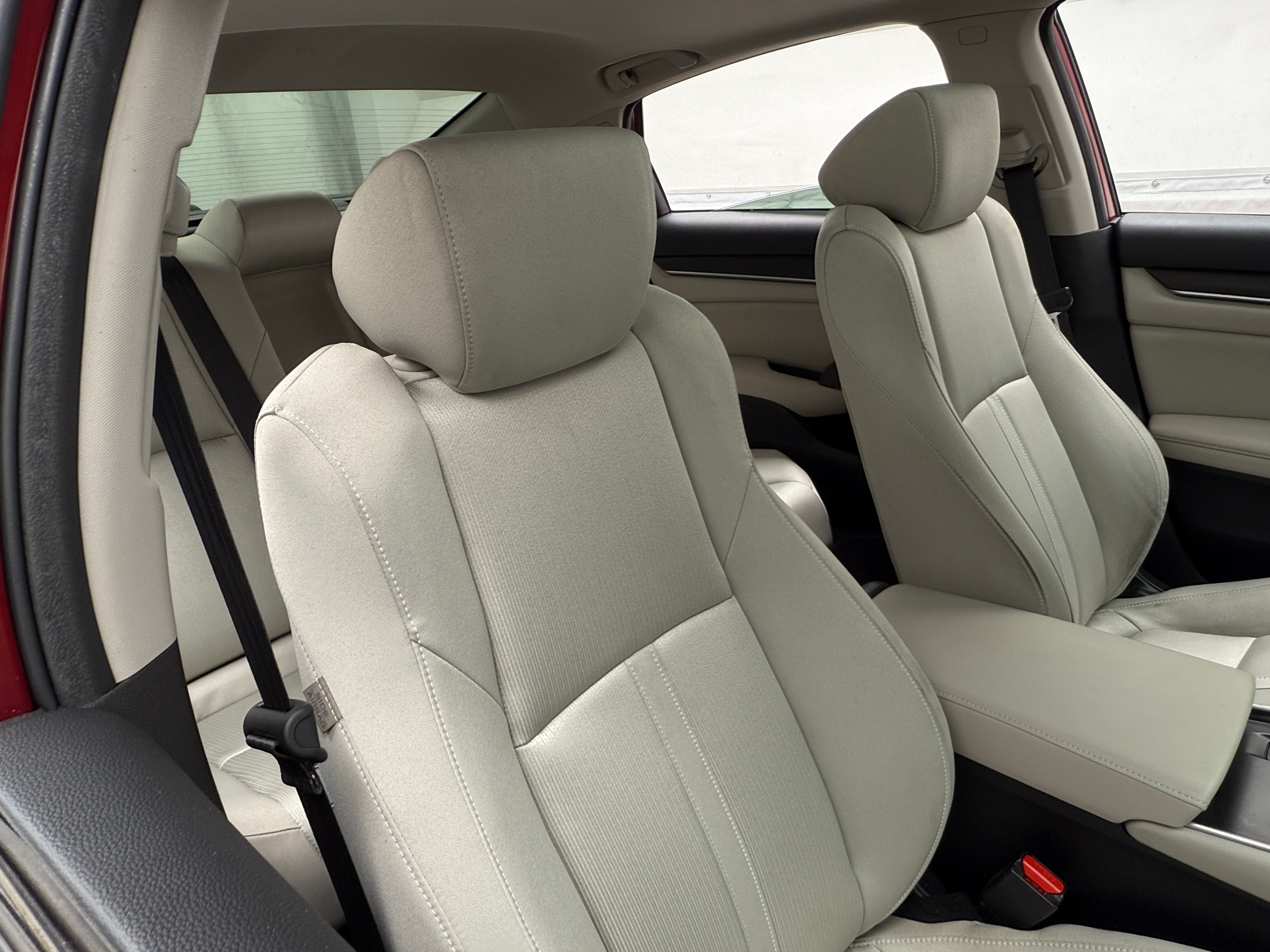 2019 Honda Accord EX 2