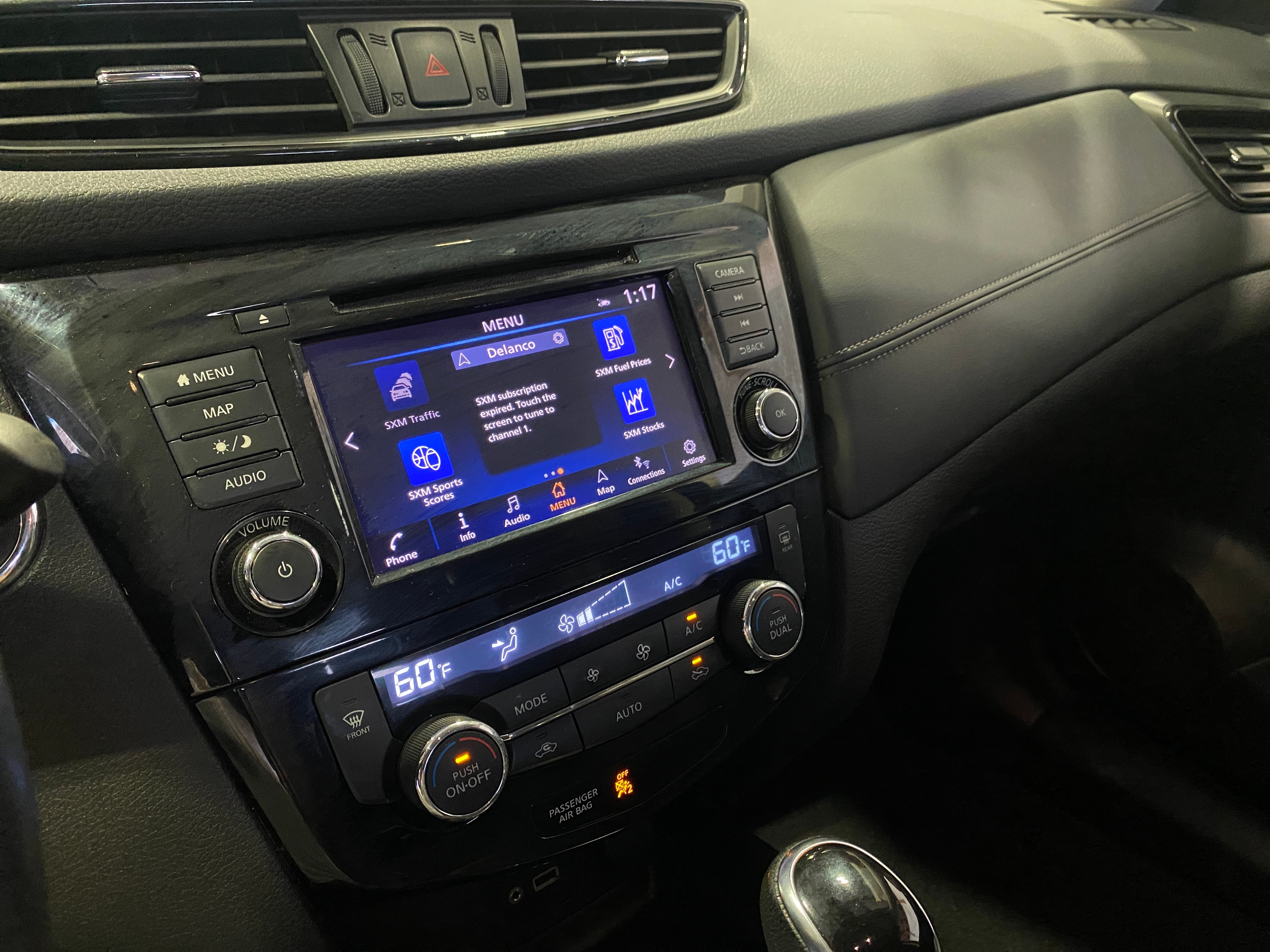 2019 Nissan Rogue SL 3