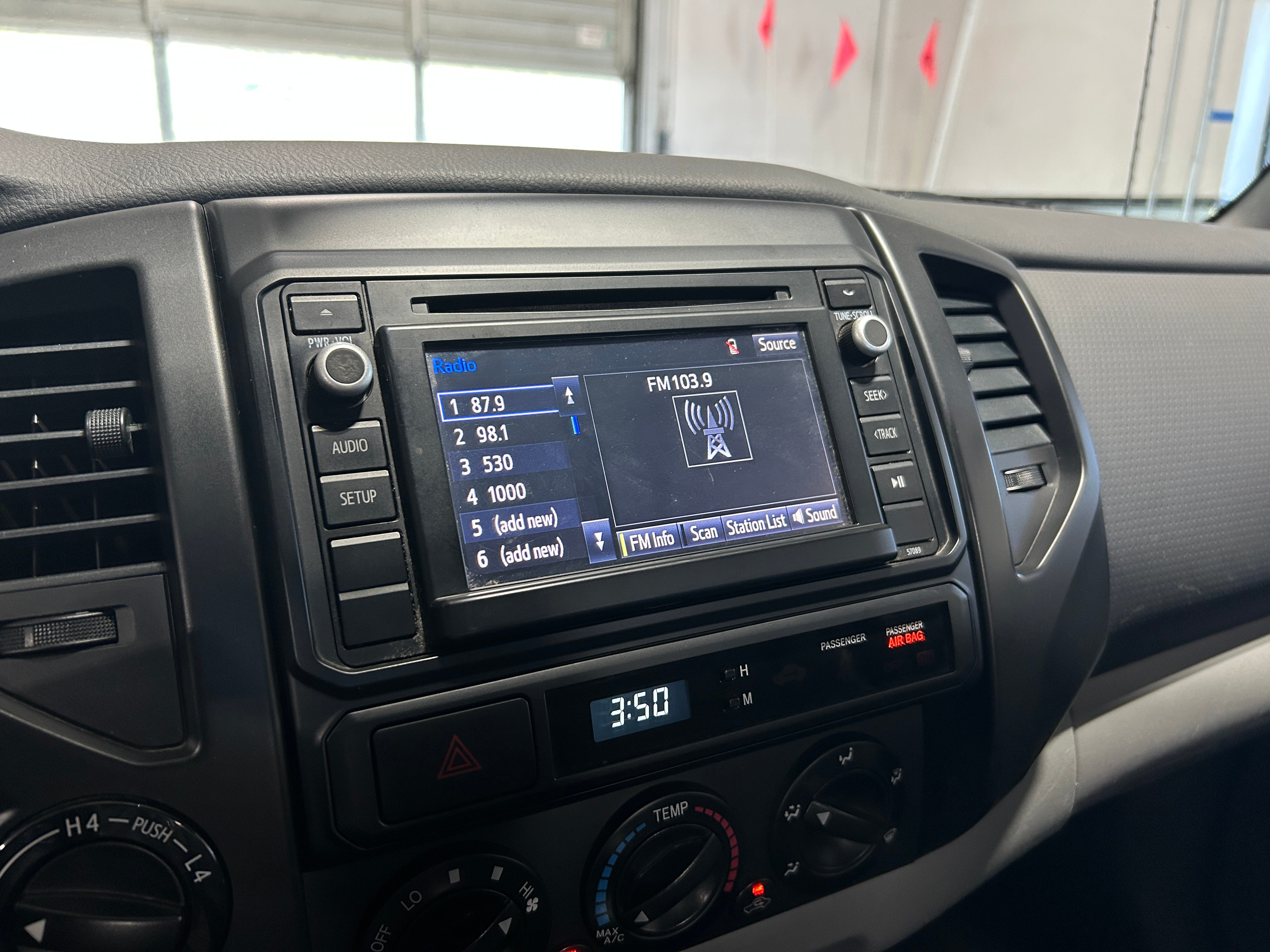 2014 Toyota Tacoma  4
