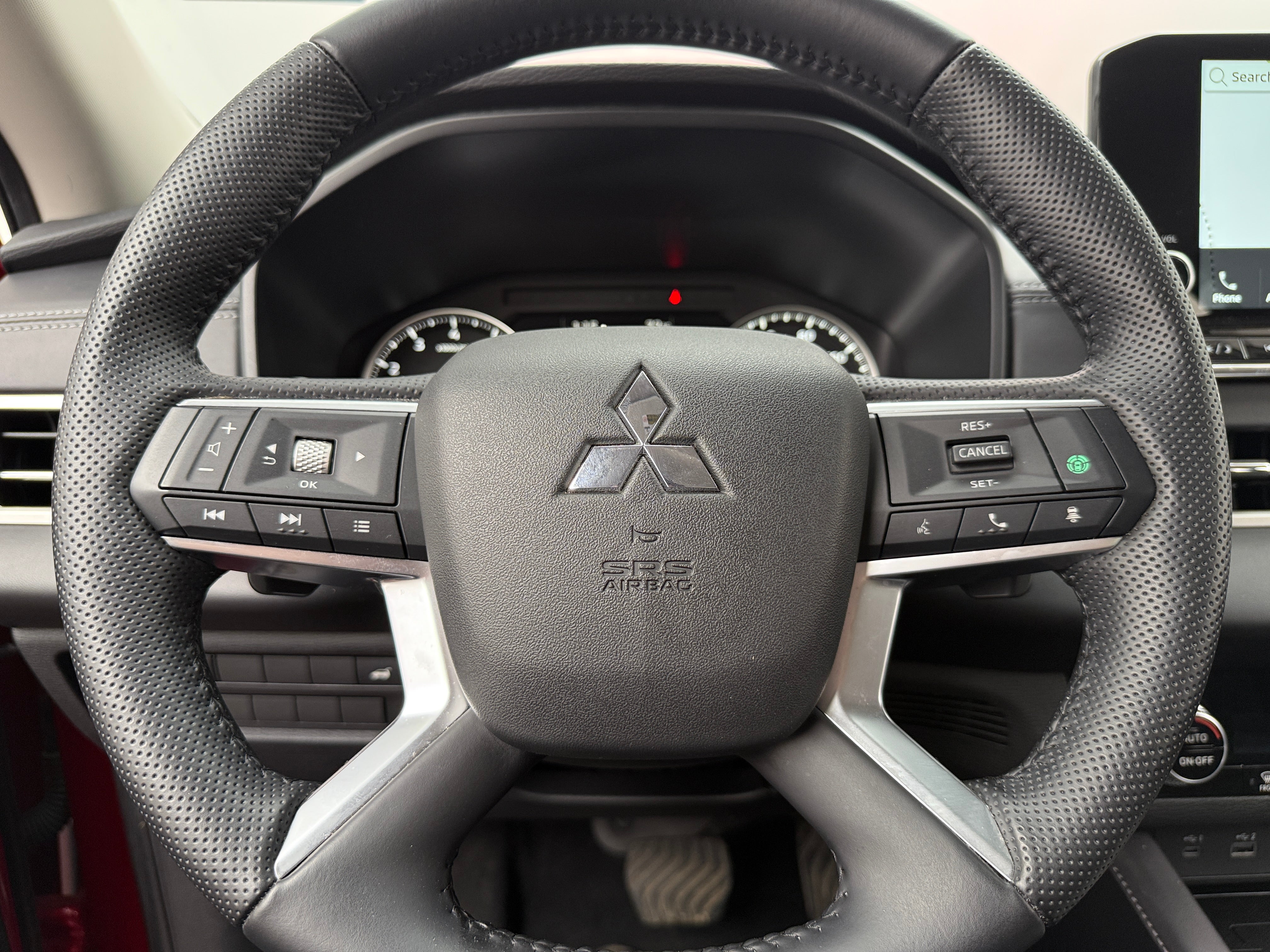 2024 Mitsubishi Outlander SE 4