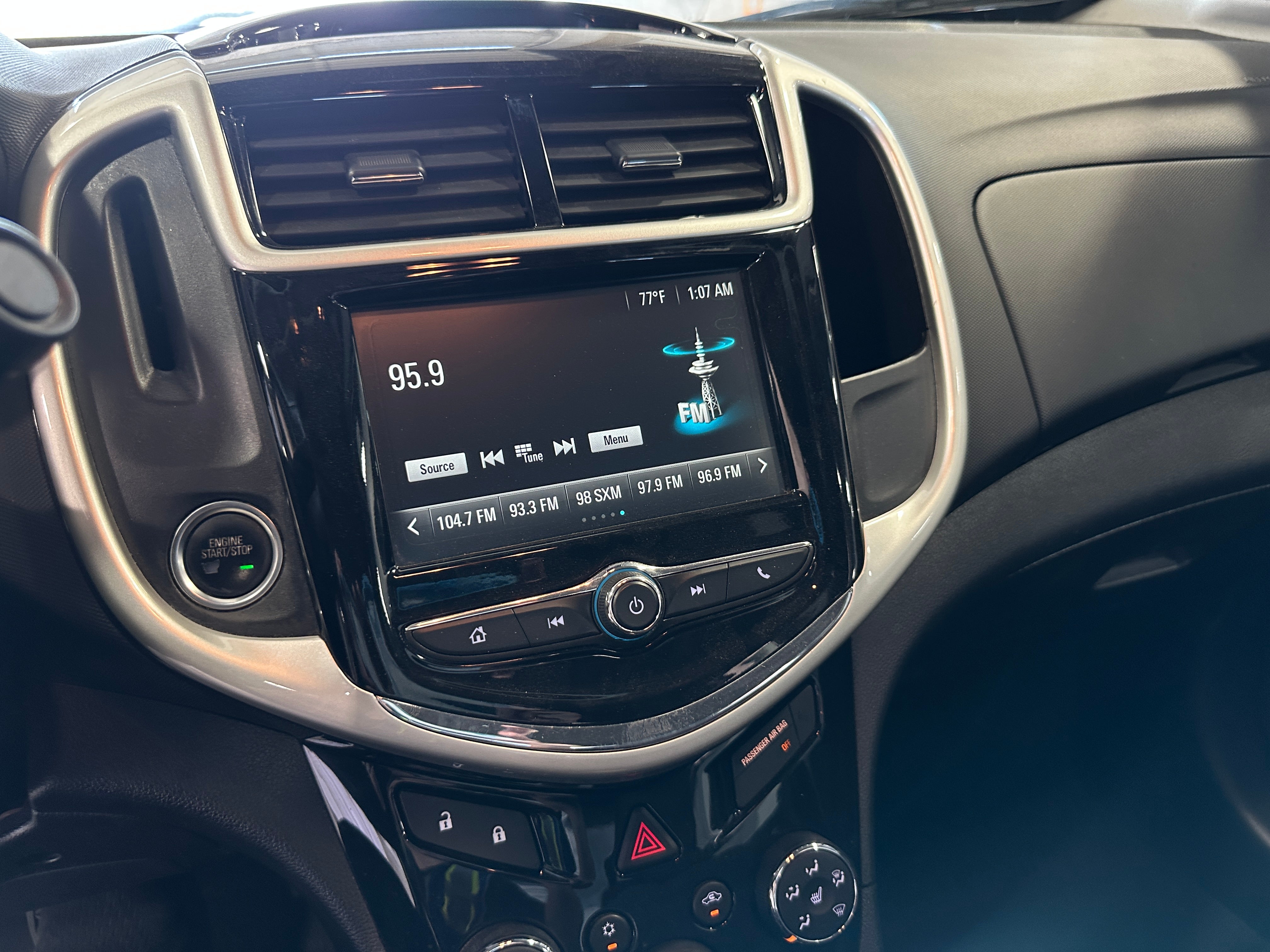 2017 Chevrolet Sonic LT 4
