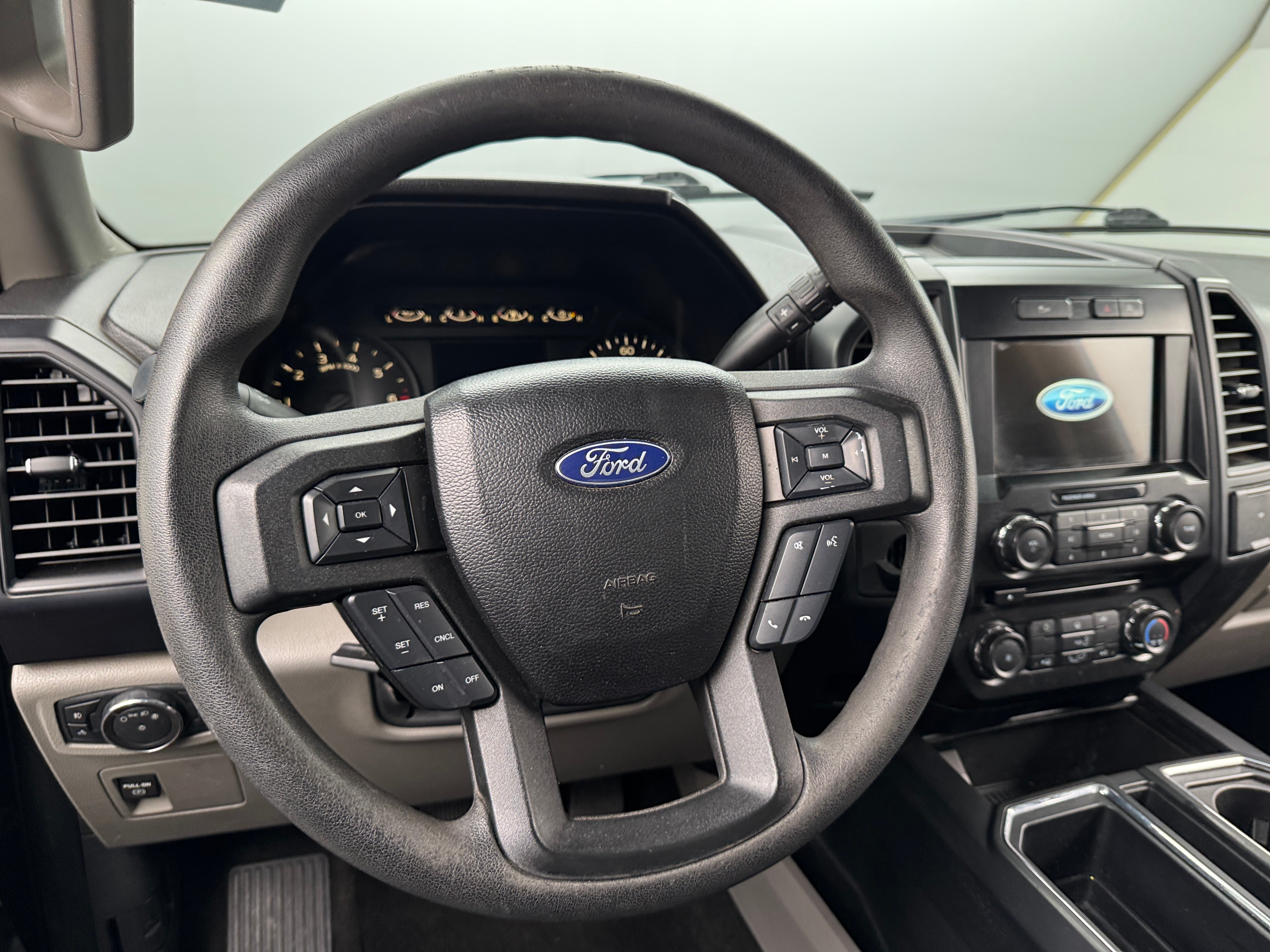 2018 Ford Econoline E-150 5