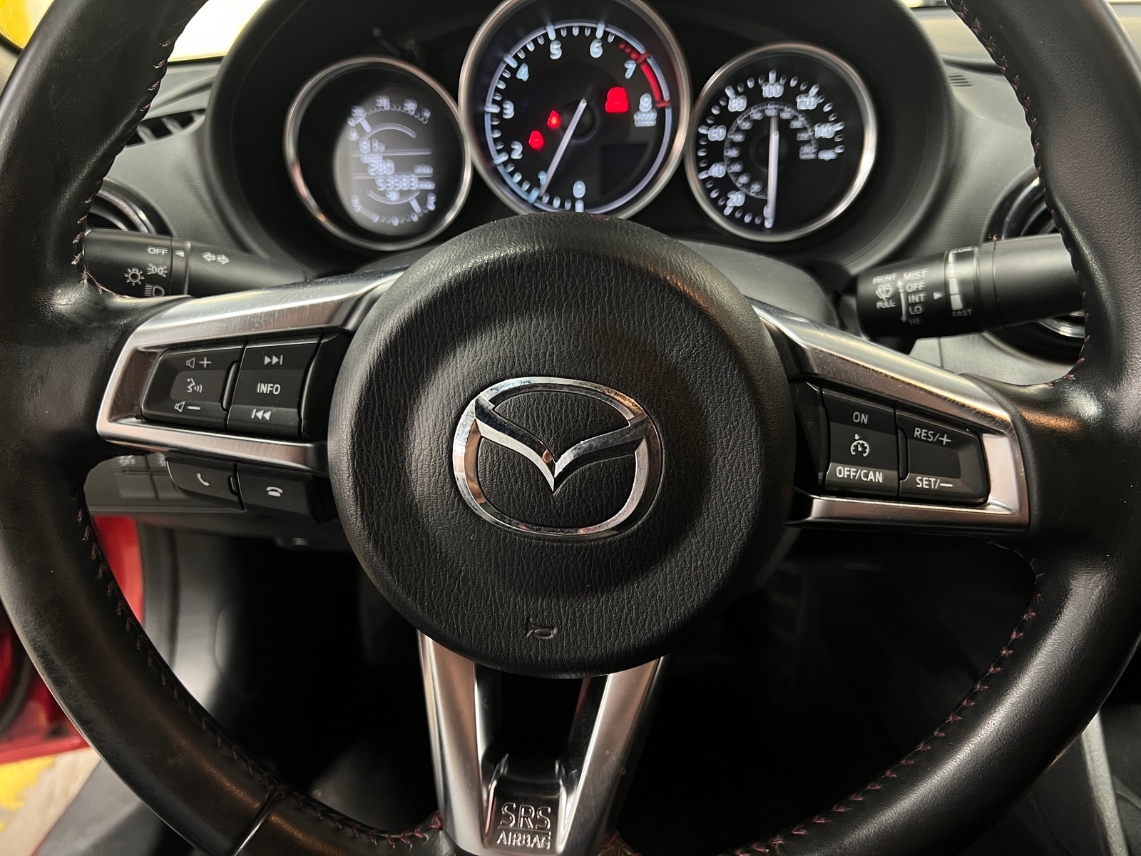 Thumbnail: 2016 Mazda MX-5 Miata - 5