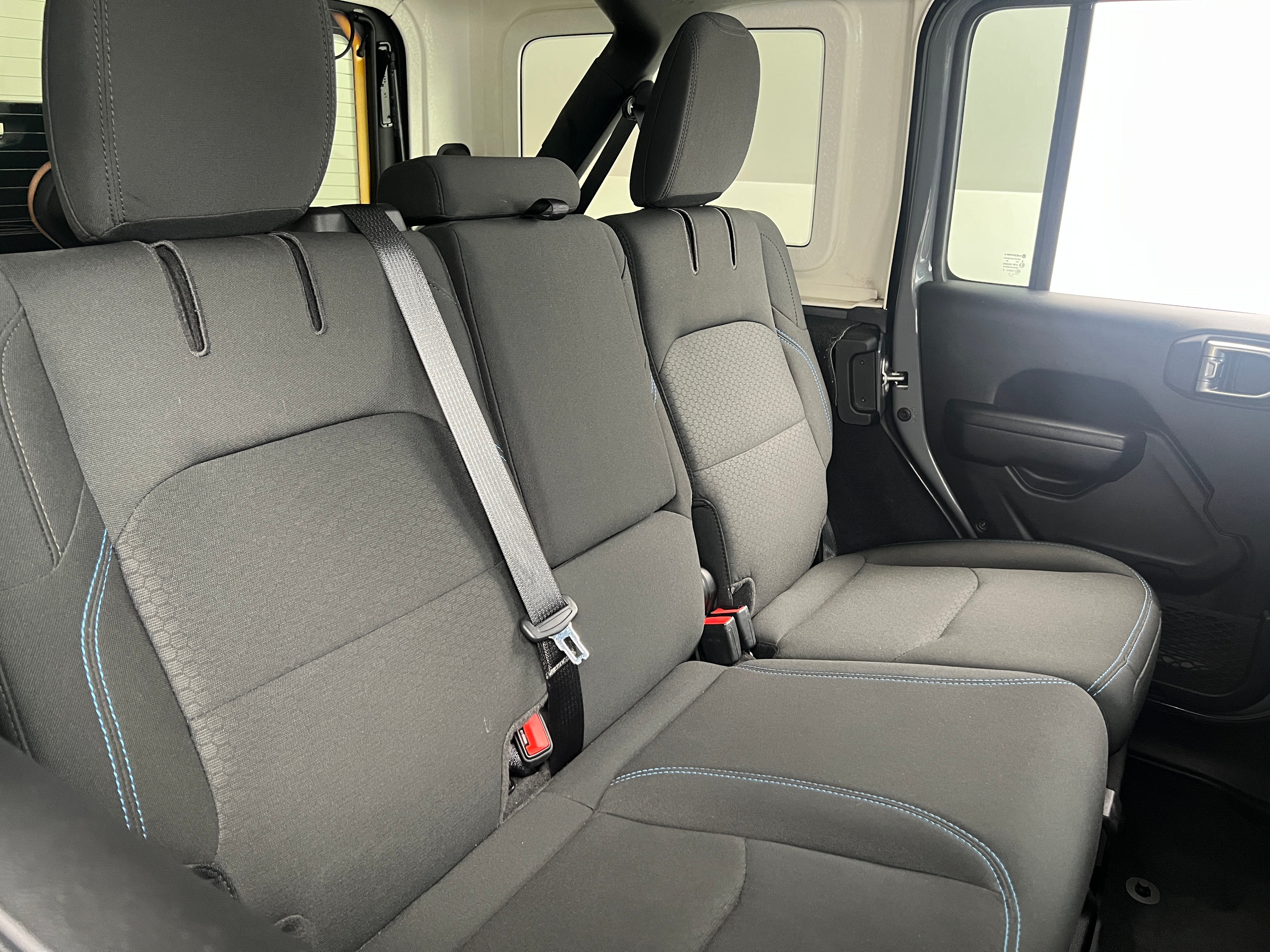 2023 Jeep Wrangler Rubicon 4xe 6