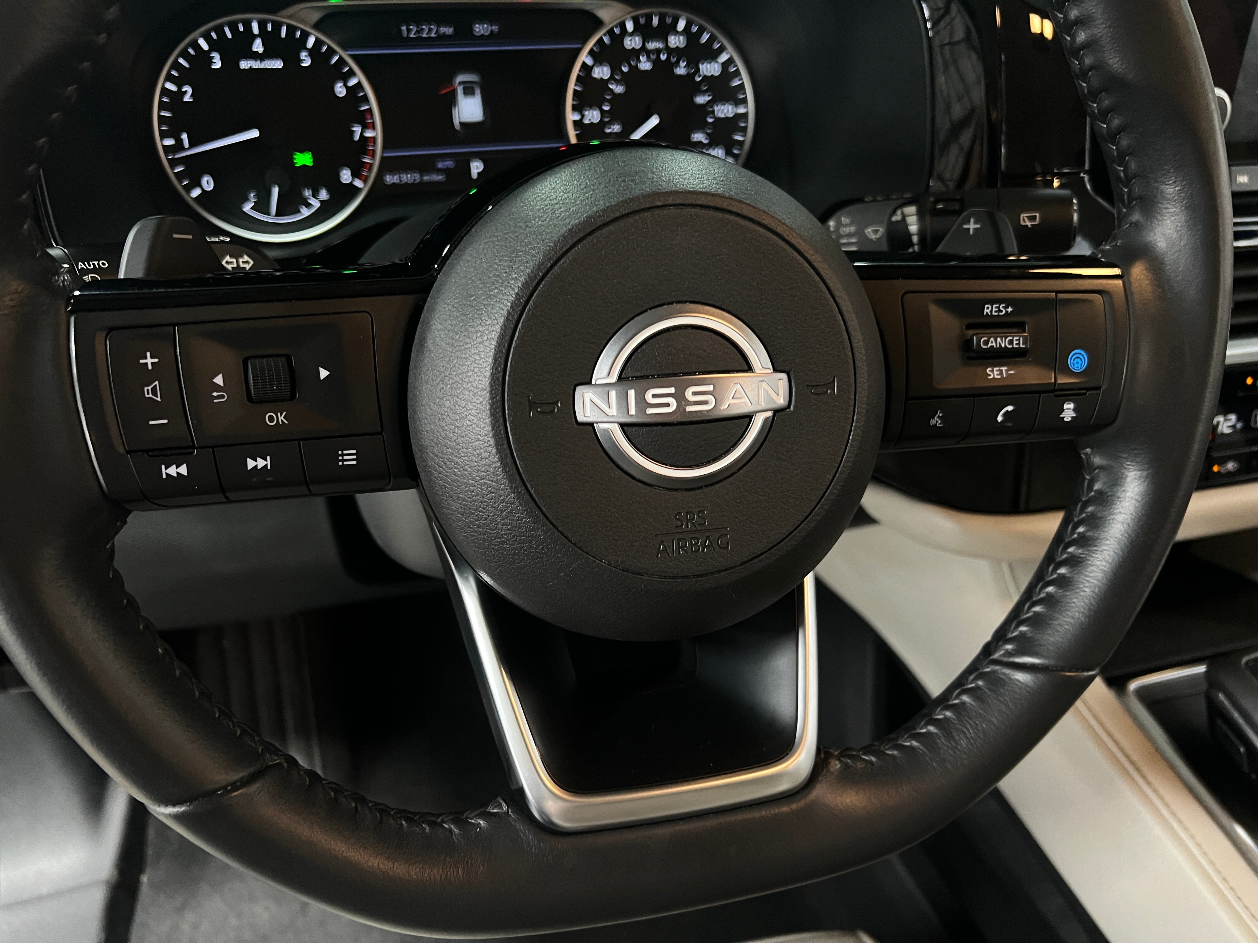 2022 Nissan Pathfinder SV 5