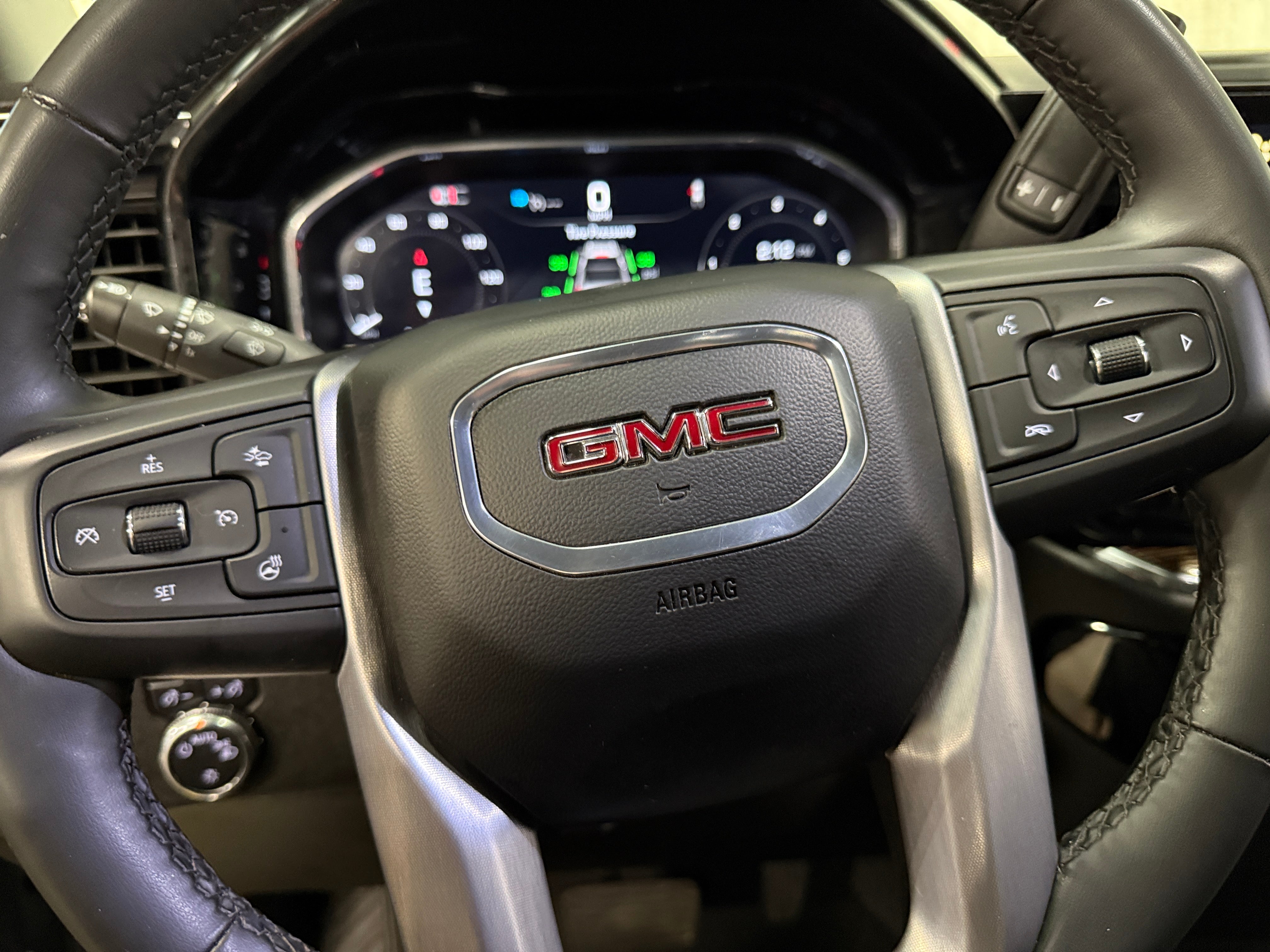 2024 GMC Sierra 1500 SLE 5