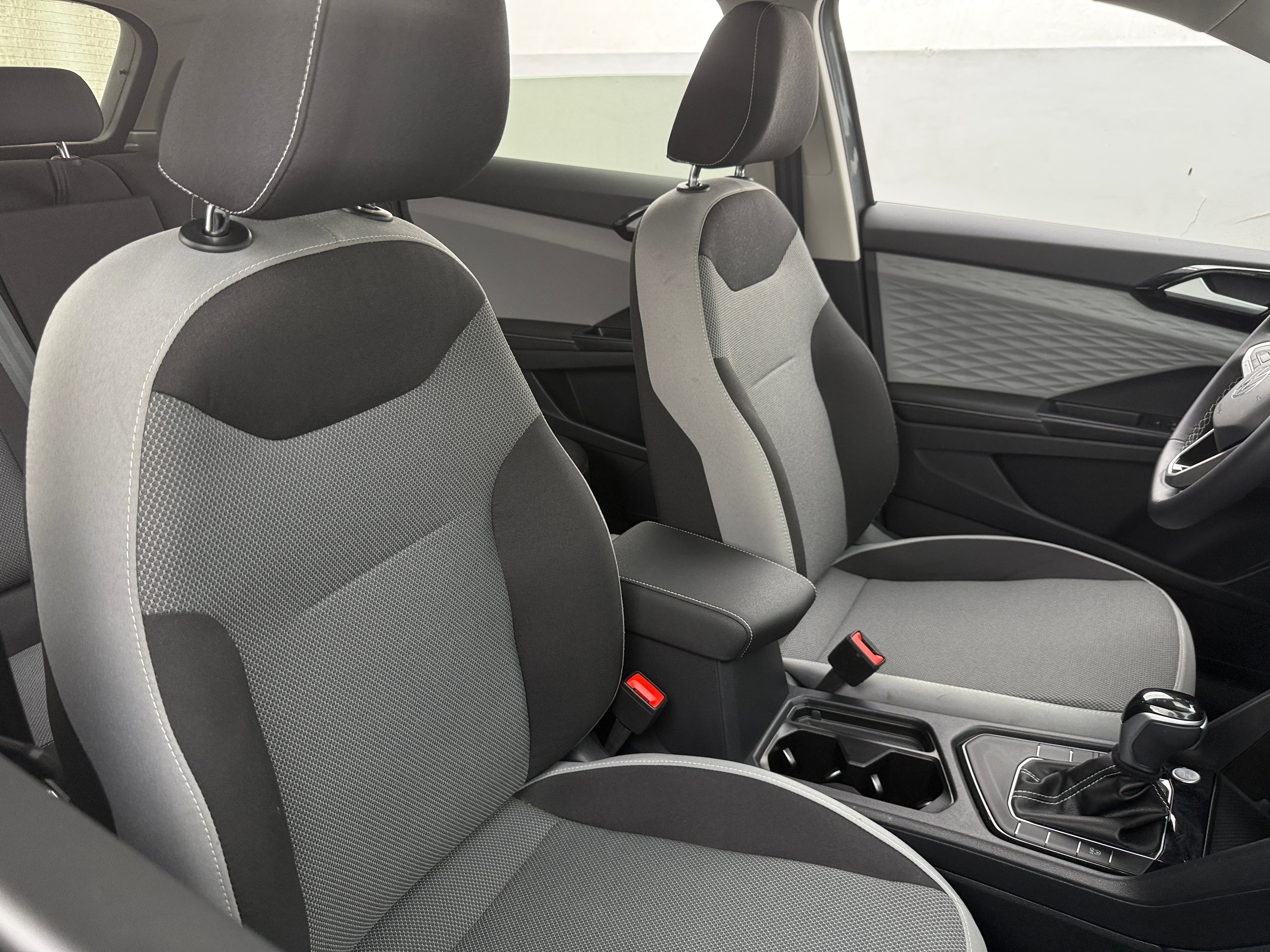 2024 Volkswagen Taos S 2