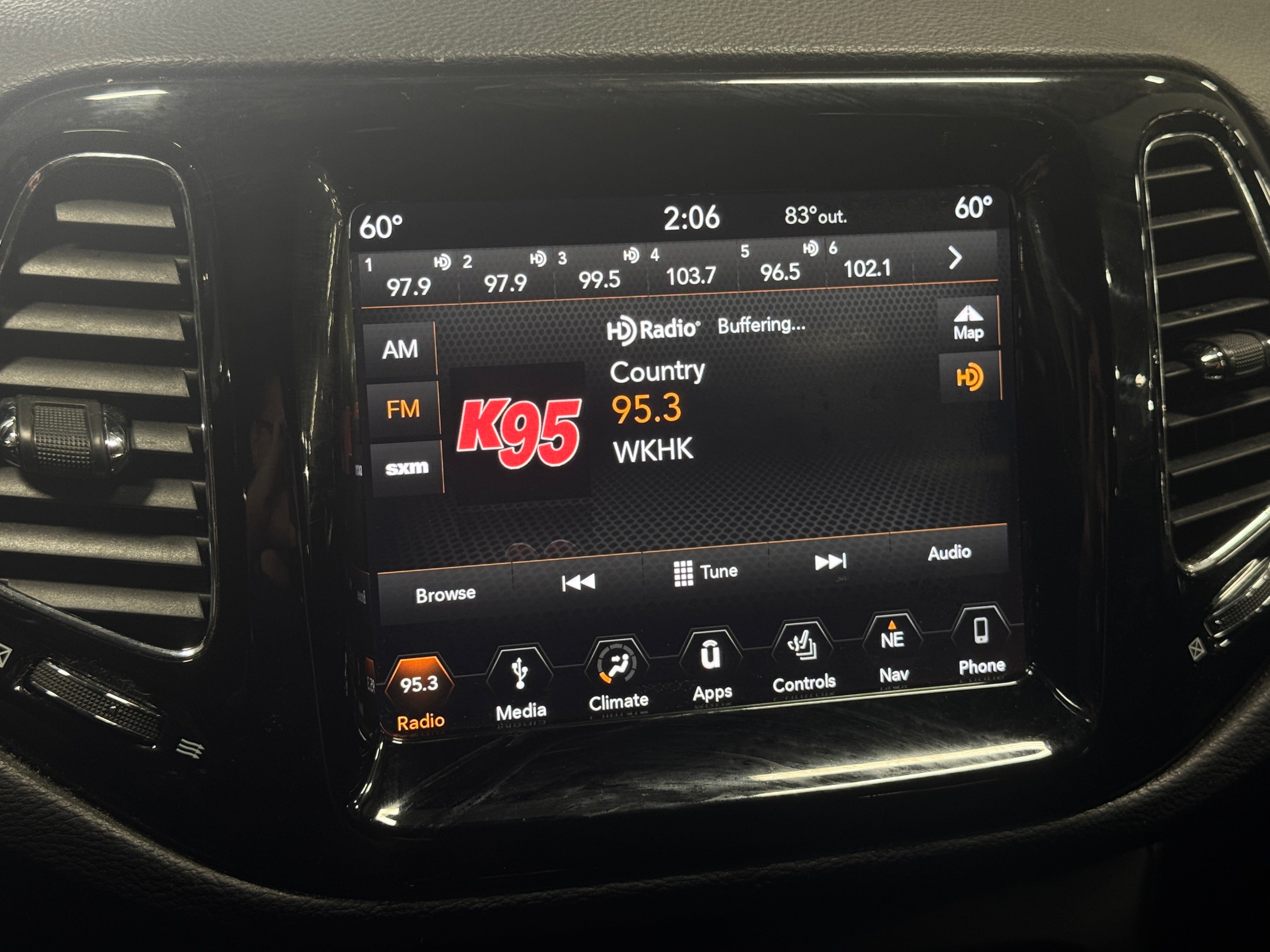 2018 Jeep Compass Limited 3