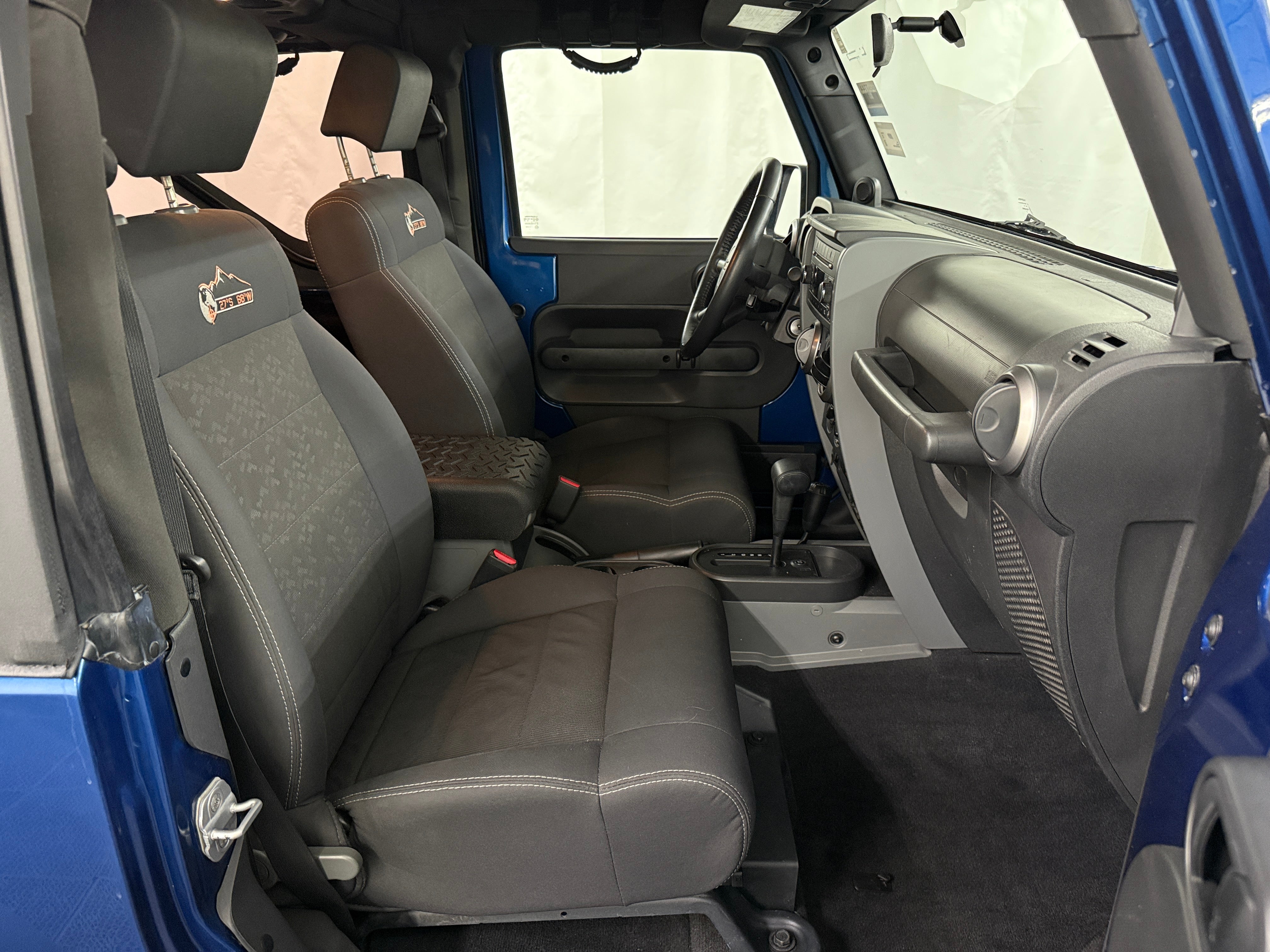 2010 Jeep Wrangler Sport 2