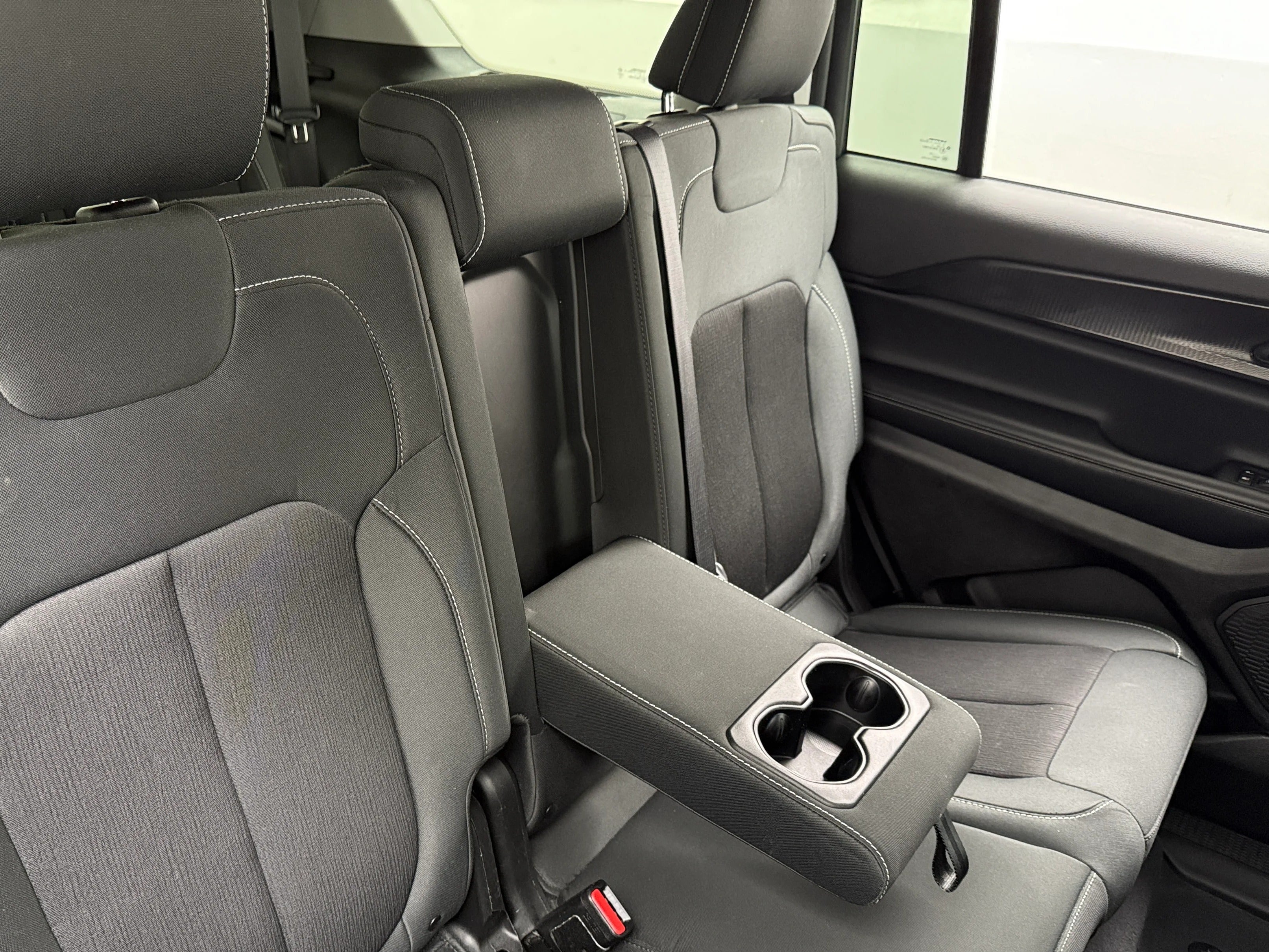 2023 Jeep Grand Cherokee L Laredo 6