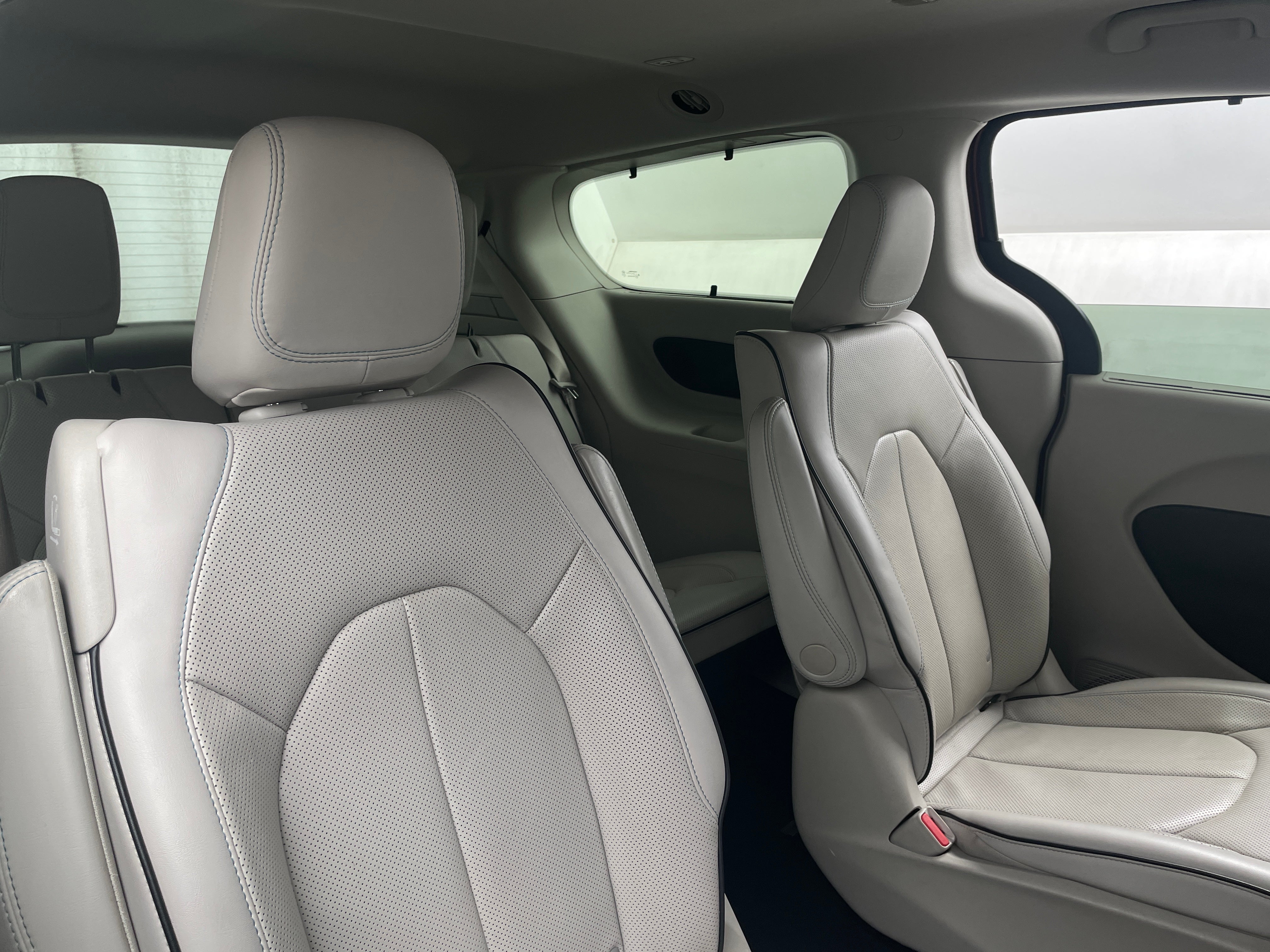 2020 Chrysler Pacifica Hybrid Limited 5