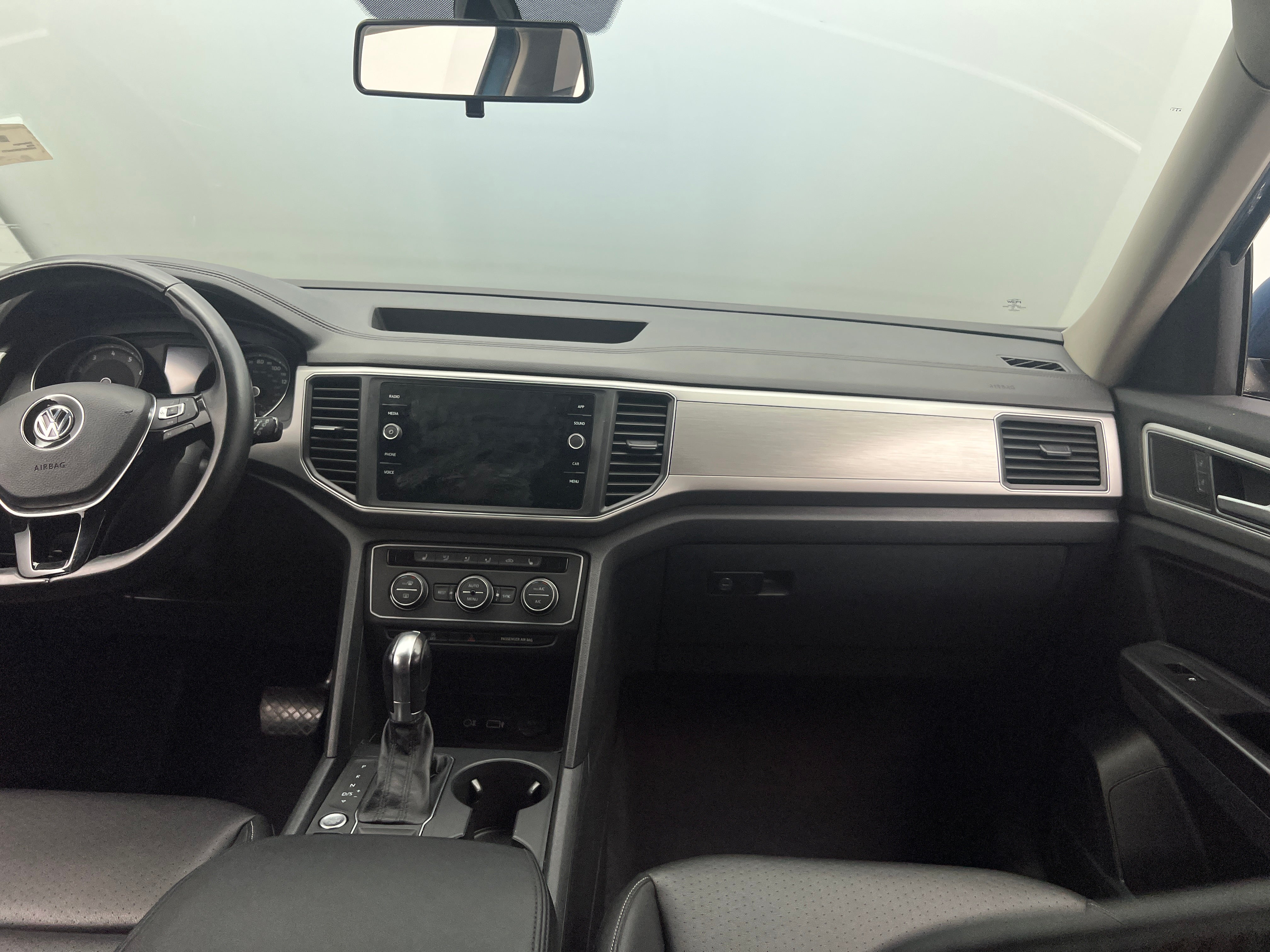 2019 Volkswagen Atlas SE 2