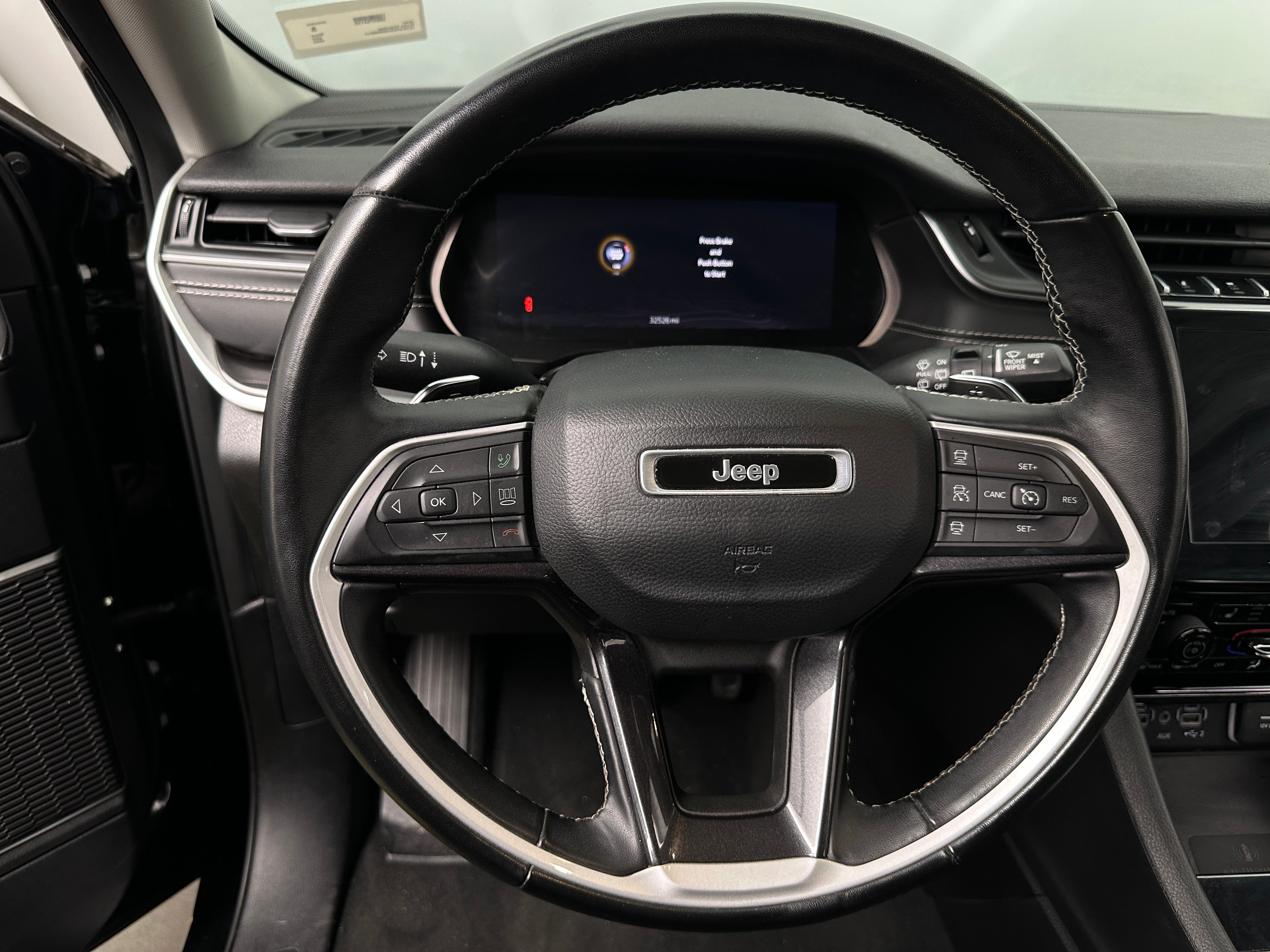 2022 Jeep Grand Cherokee Laredo 5