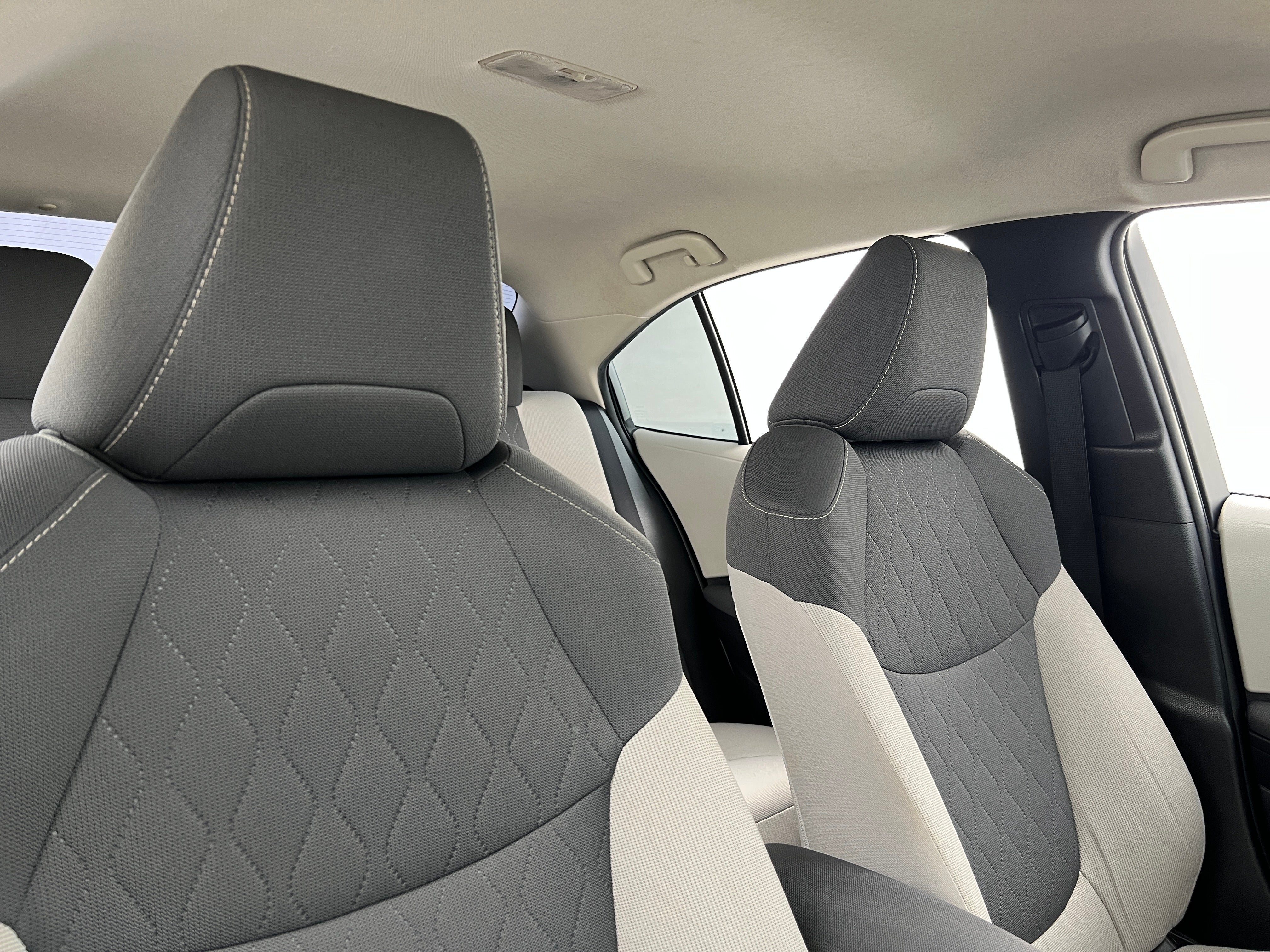 2020 Toyota Corolla LE 2