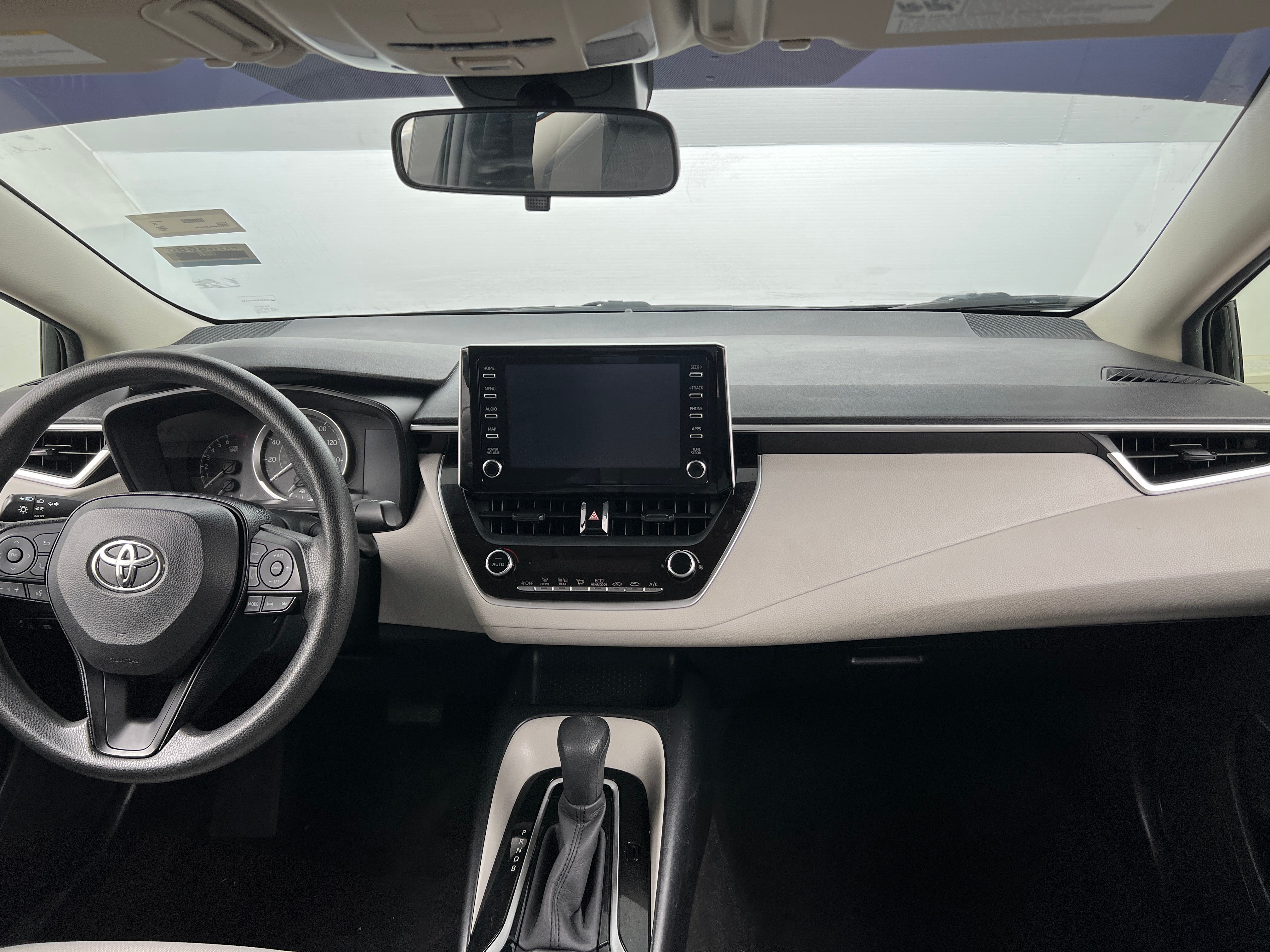 2020 Toyota Corolla LE 3