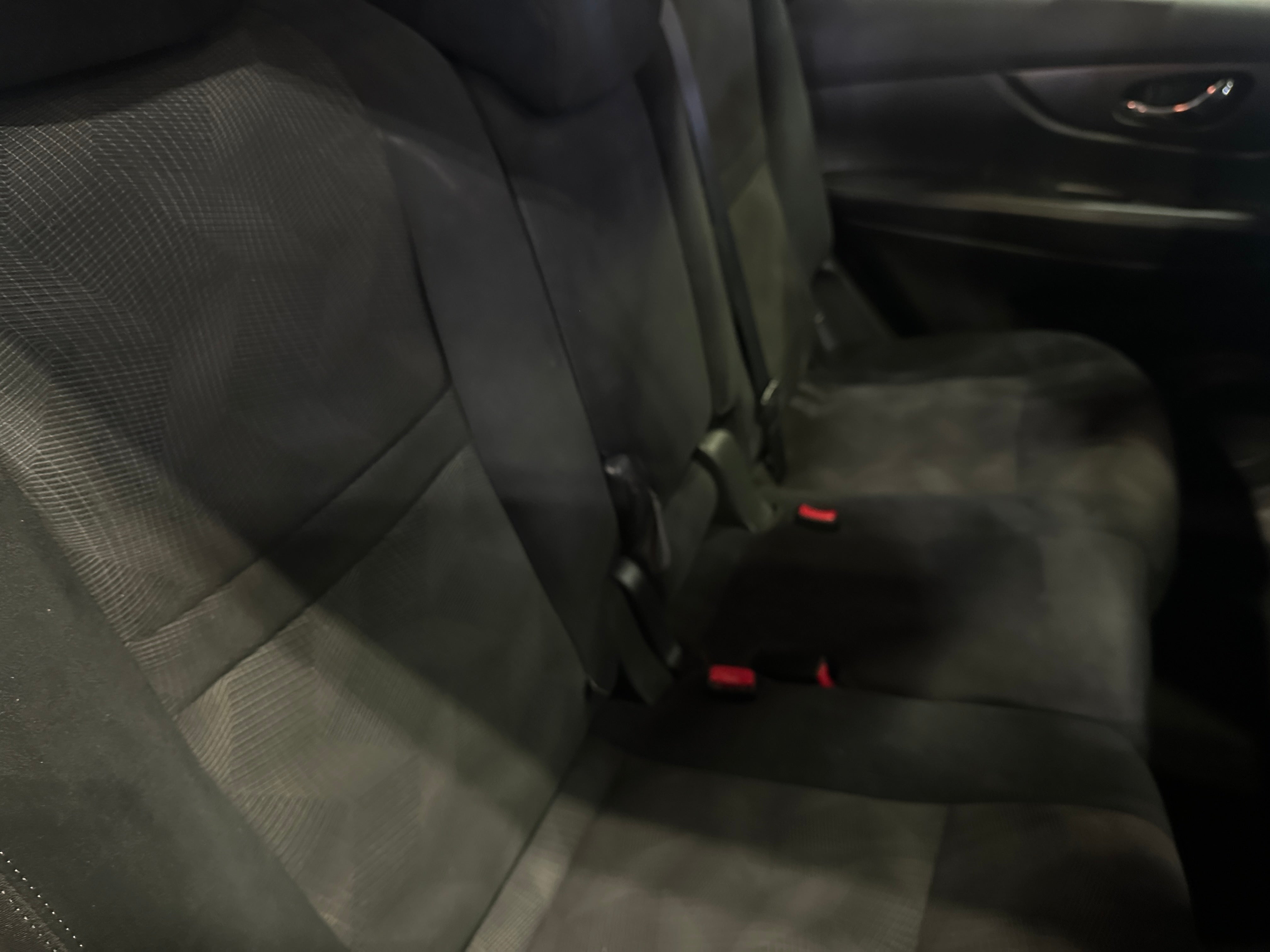 2016 Nissan Rogue SV 6