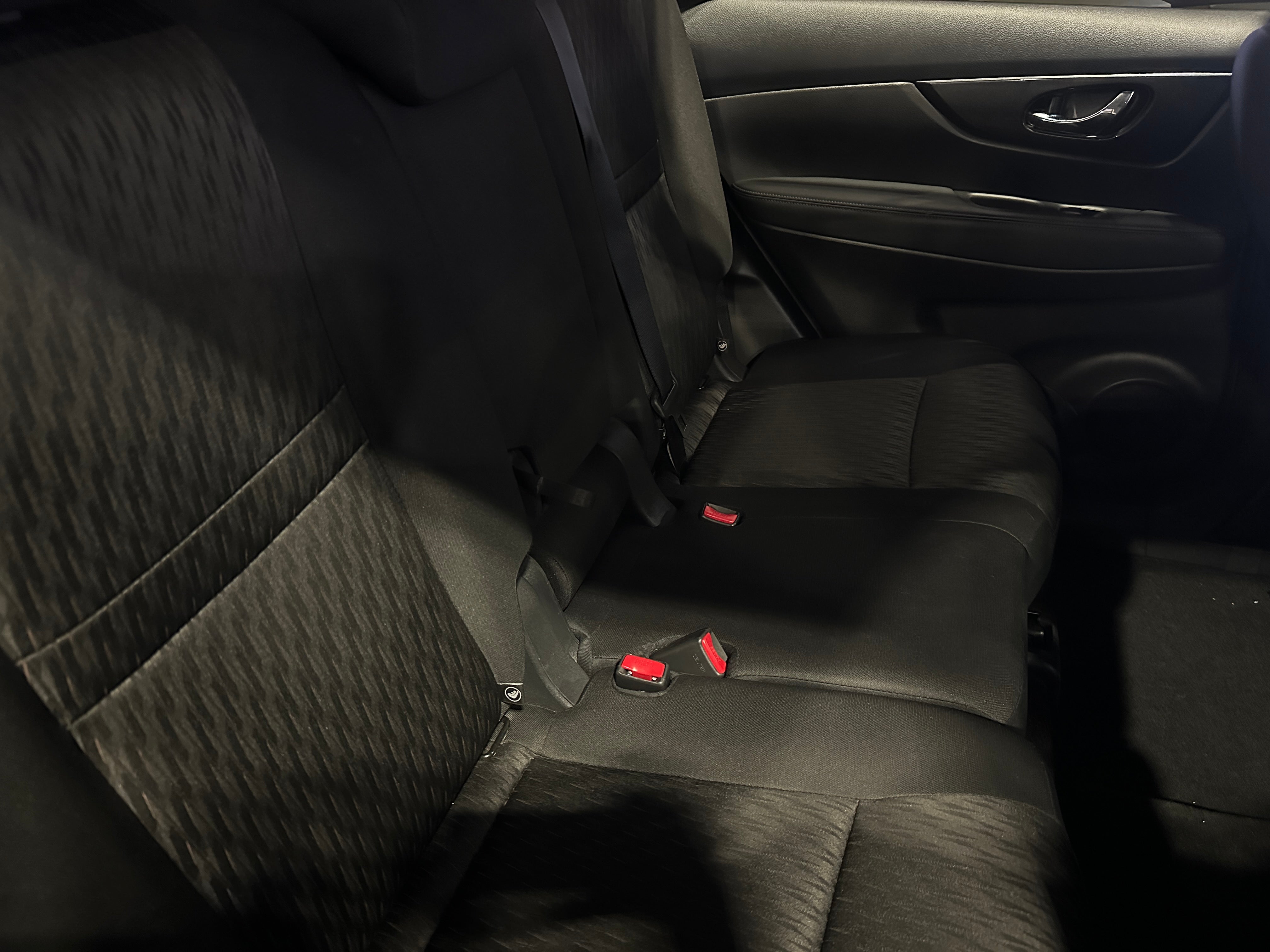 2019 Nissan Rogue SV 6