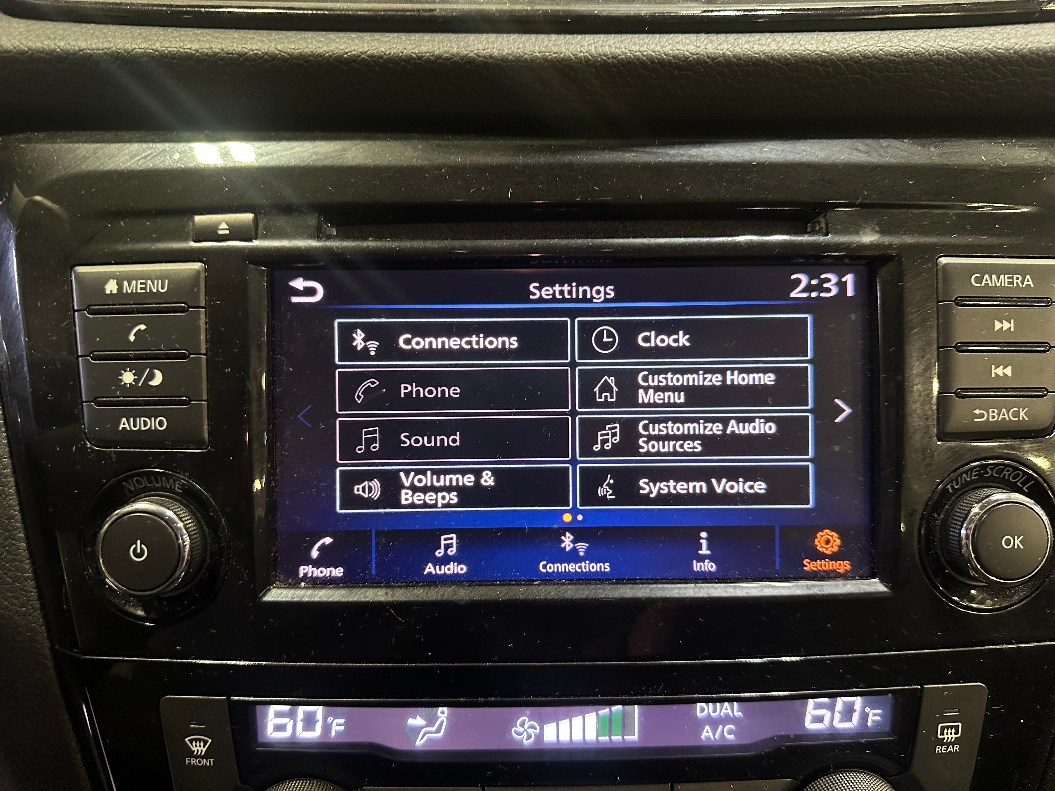 2019 Nissan Rogue SV 4