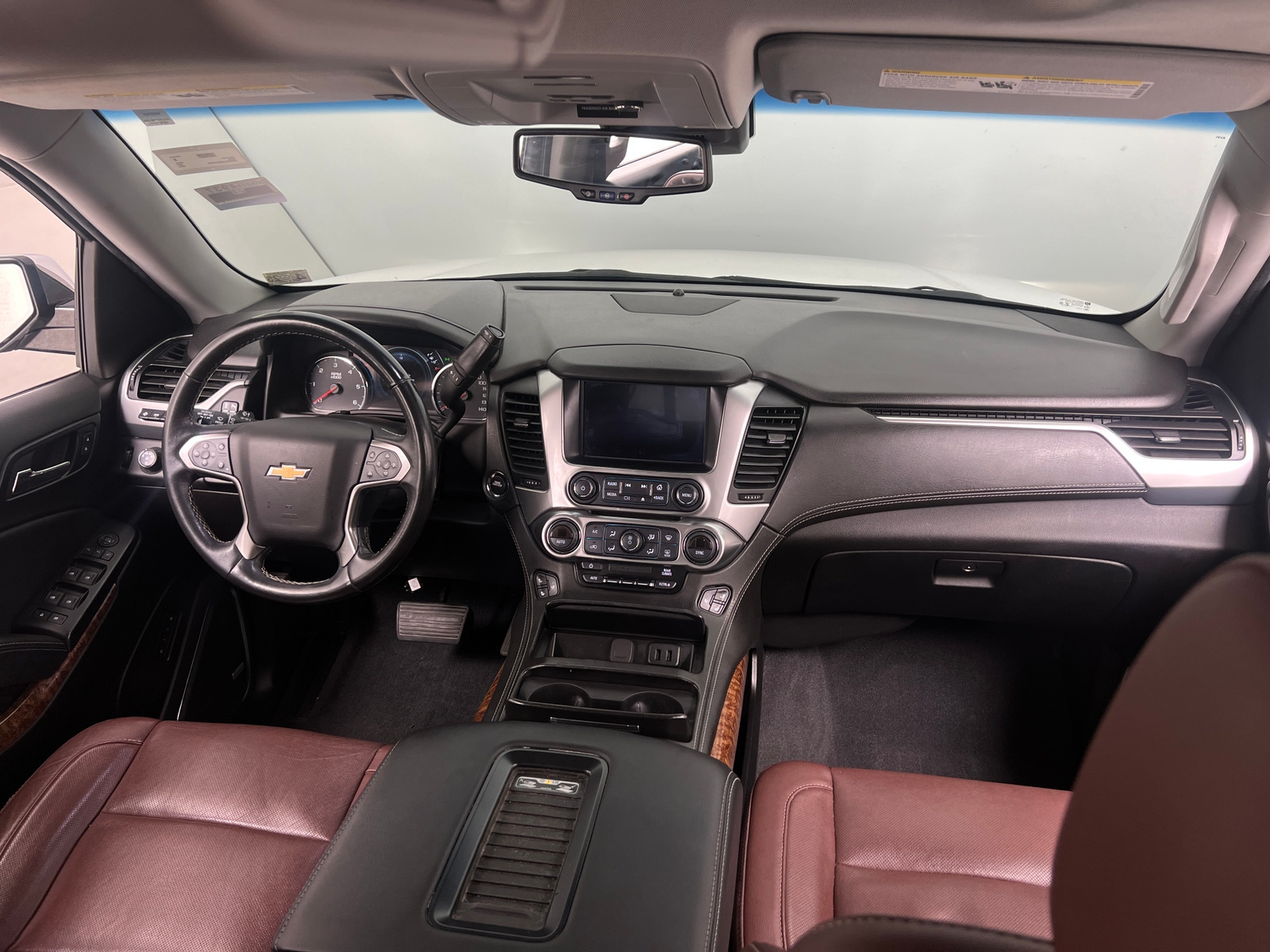 Thumbnail: 2019 Chevrolet Tahoe - 2