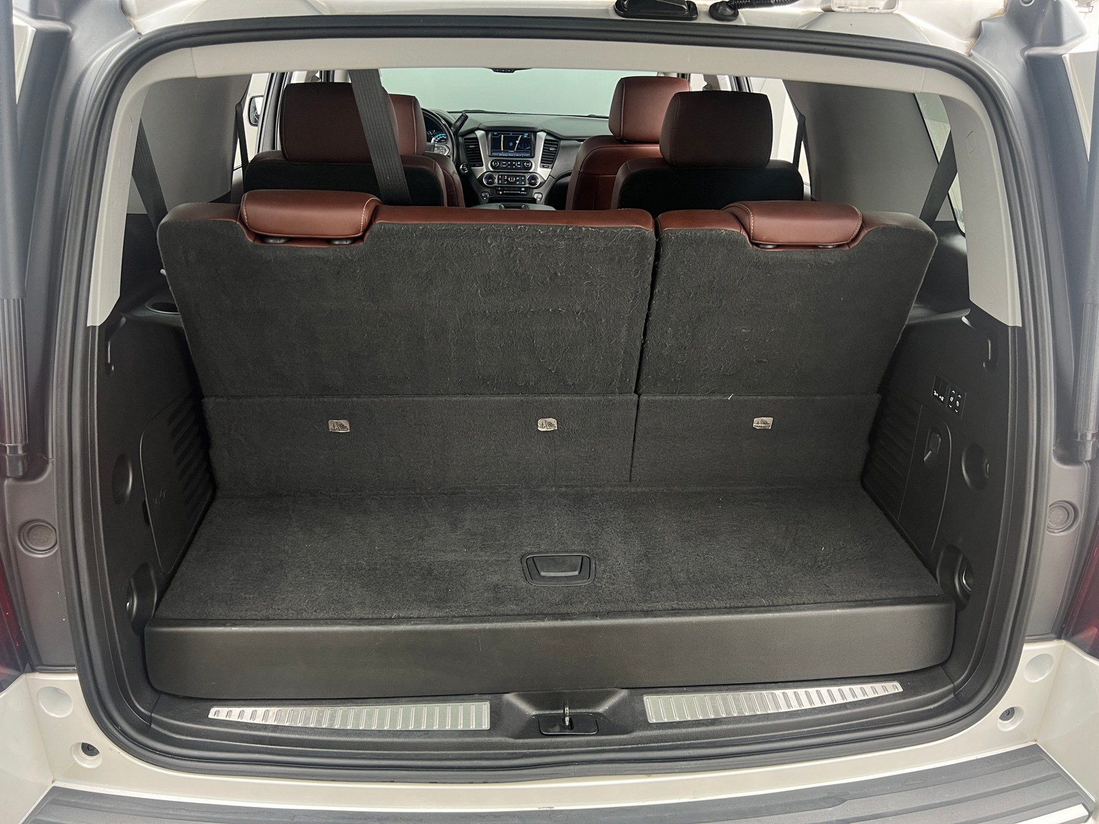 Thumbnail: 2019 Chevrolet Tahoe - 6