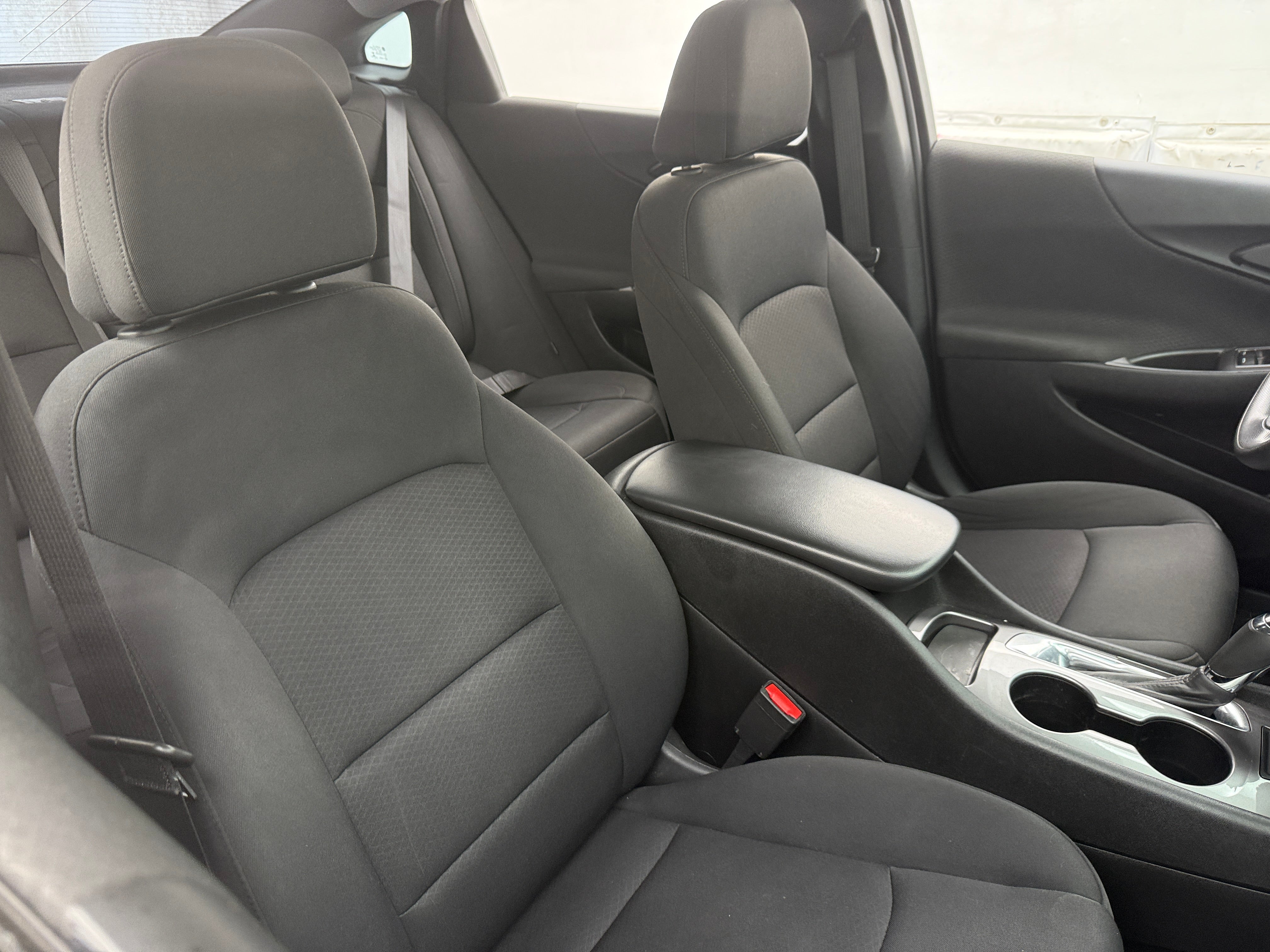 2020 Chevrolet Malibu LS 2
