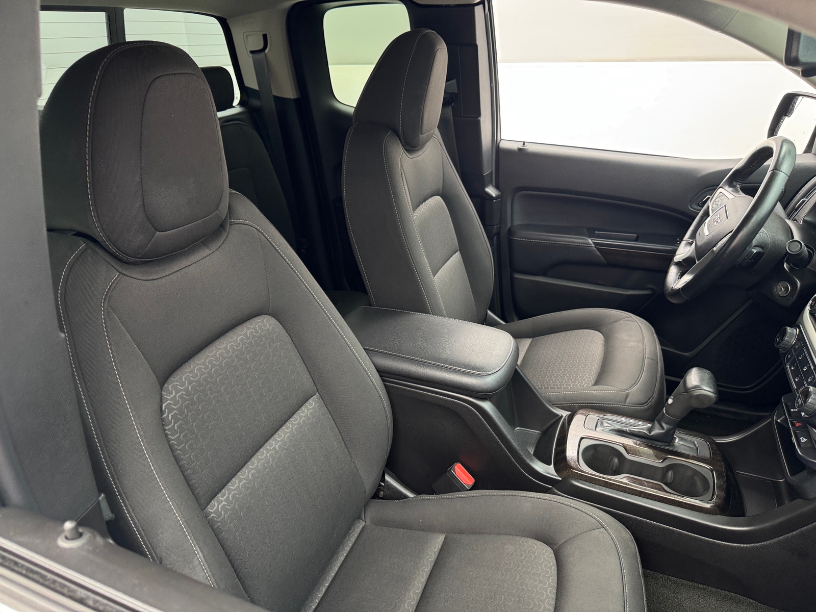 Thumbnail: 2016 GMC Canyon - 2