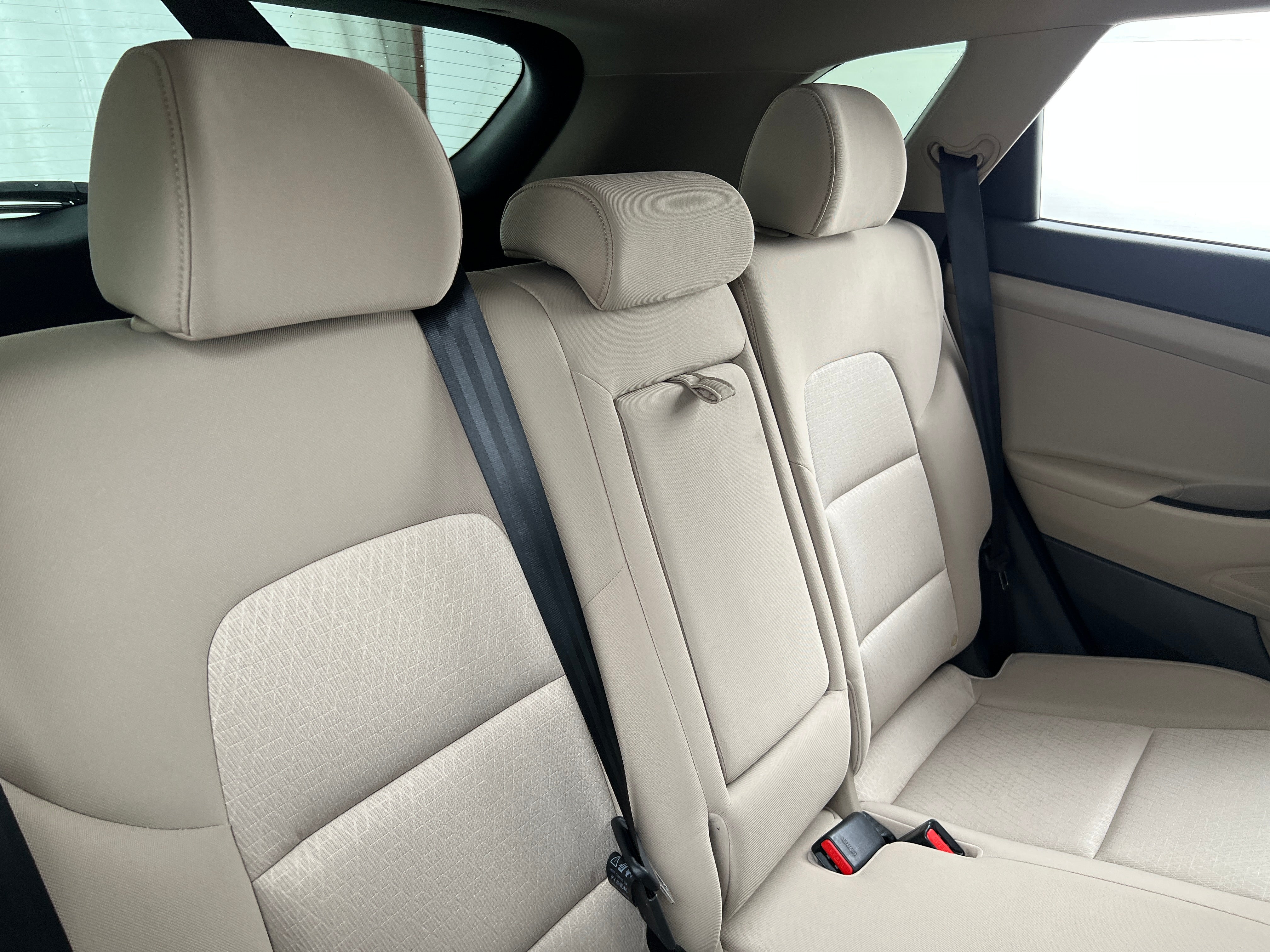 2017 Hyundai Tucson Sport 6